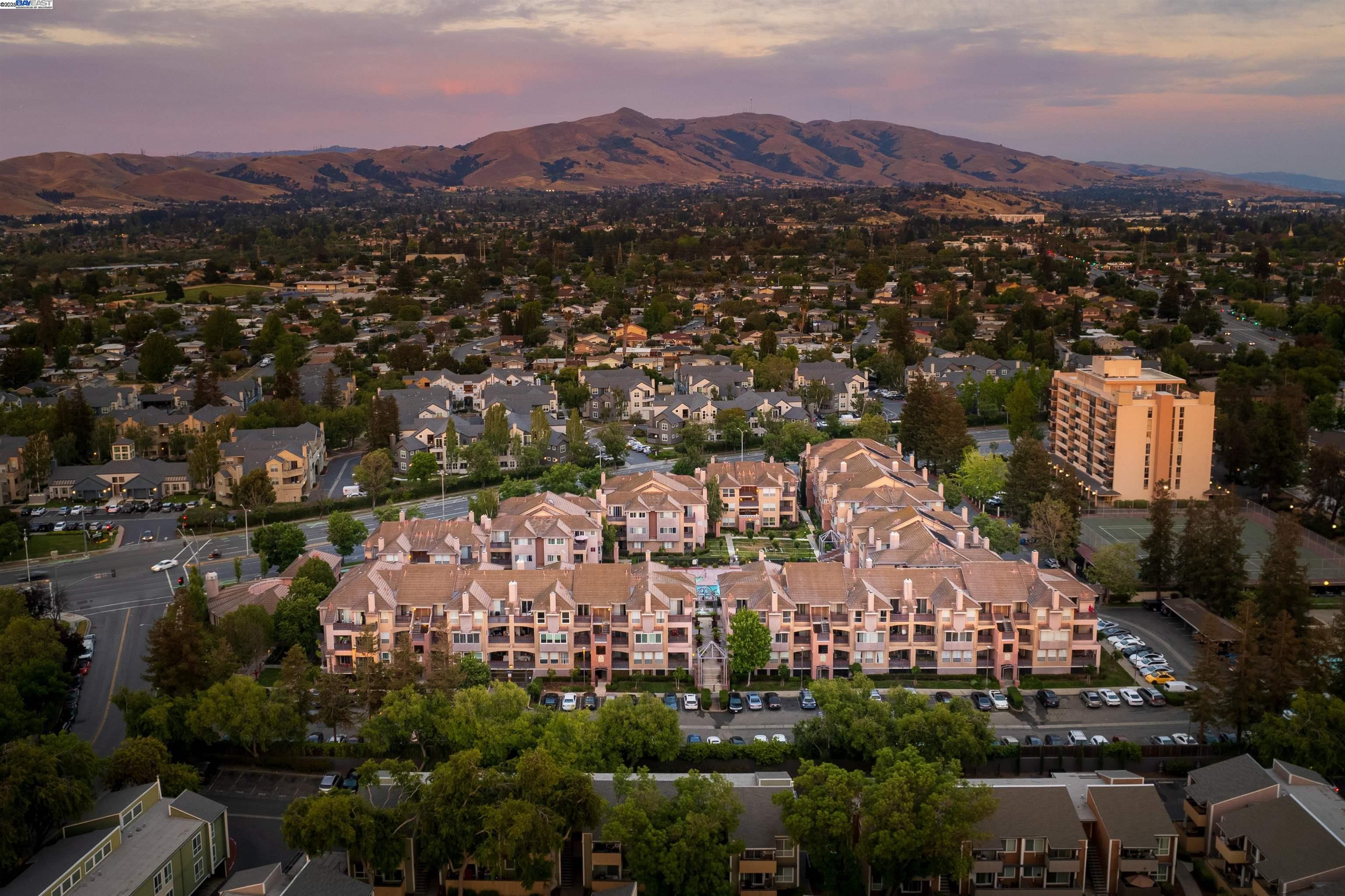 Detail Gallery Image 28 of 29 For 3695 Stevenson Blvd #144,  Fremont,  CA 94538 - 3 Beds | 3 Baths