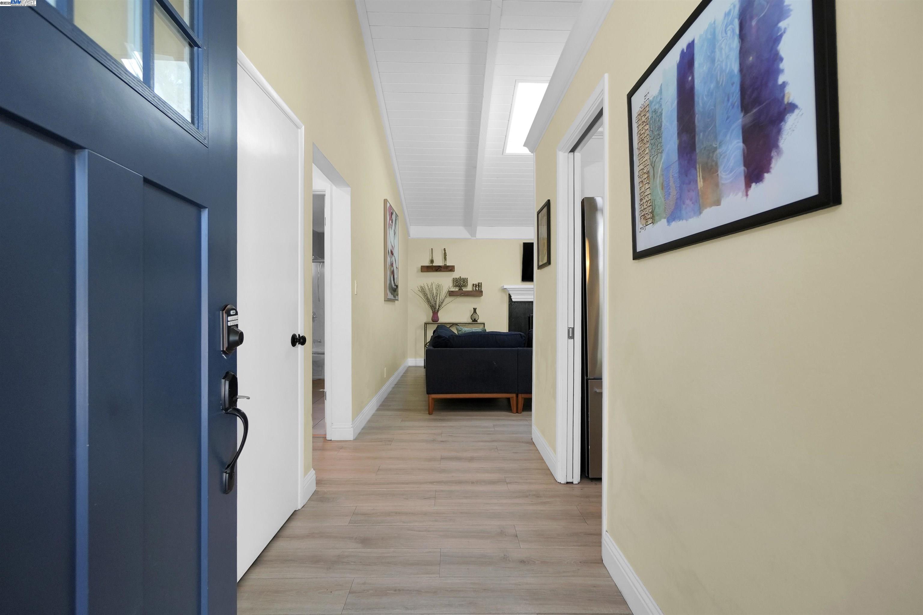 Detail Gallery Image 9 of 39 For 55 Normandy Ln, Walnut Creek,  CA 94598 - 3 Beds | 2 Baths