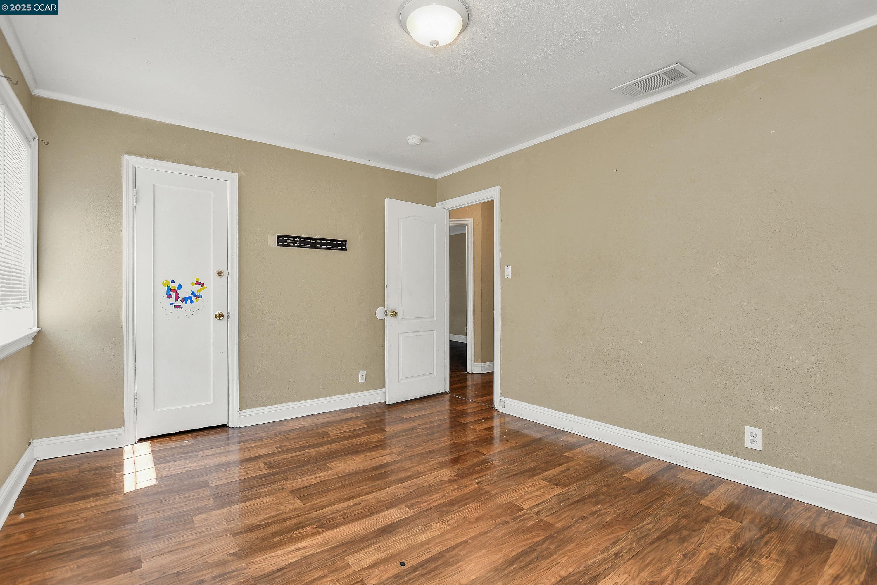 Detail Gallery Image 11 of 20 For 1919 Birch Ave, Antioch,  CA 94509 - 3 Beds | 1 Baths