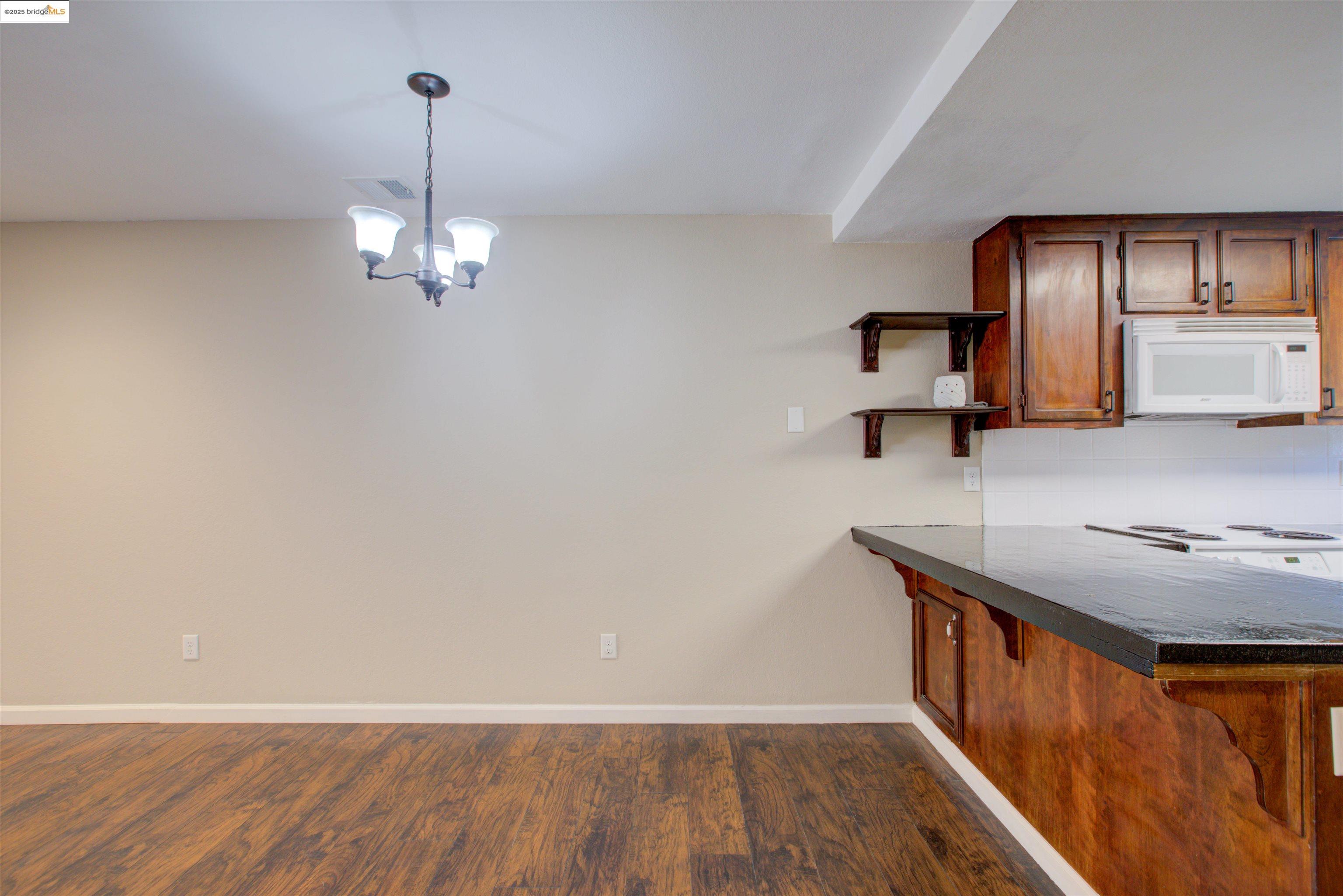 Detail Gallery Image 12 of 37 For 3154 Andre Ln, Turlock,  CA 95382 - 2 Beds | 1/1 Baths