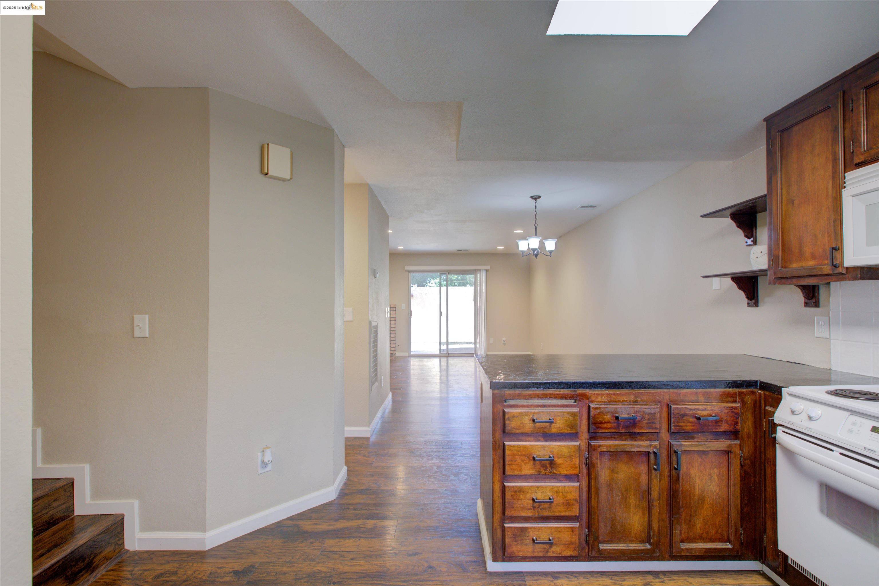 Detail Gallery Image 3 of 37 For 3154 Andre Ln, Turlock,  CA 95382 - 2 Beds | 1/1 Baths