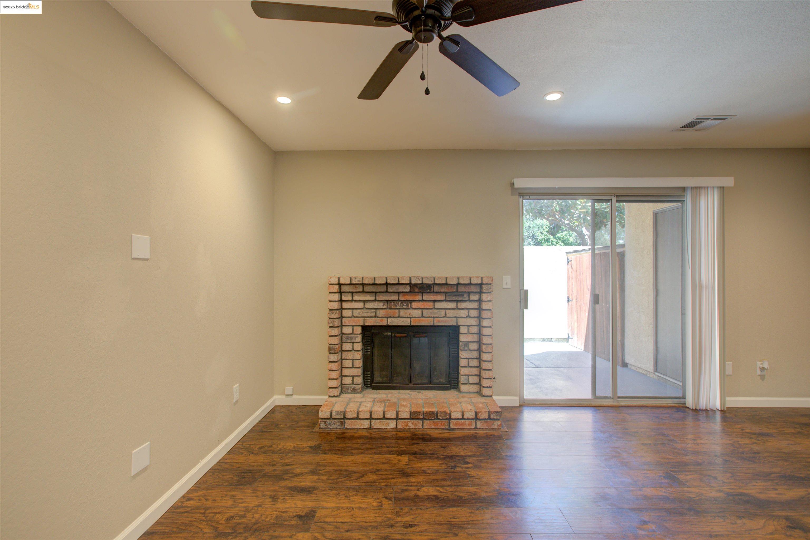 Detail Gallery Image 8 of 37 For 3154 Andre Ln, Turlock,  CA 95382 - 2 Beds | 1/1 Baths