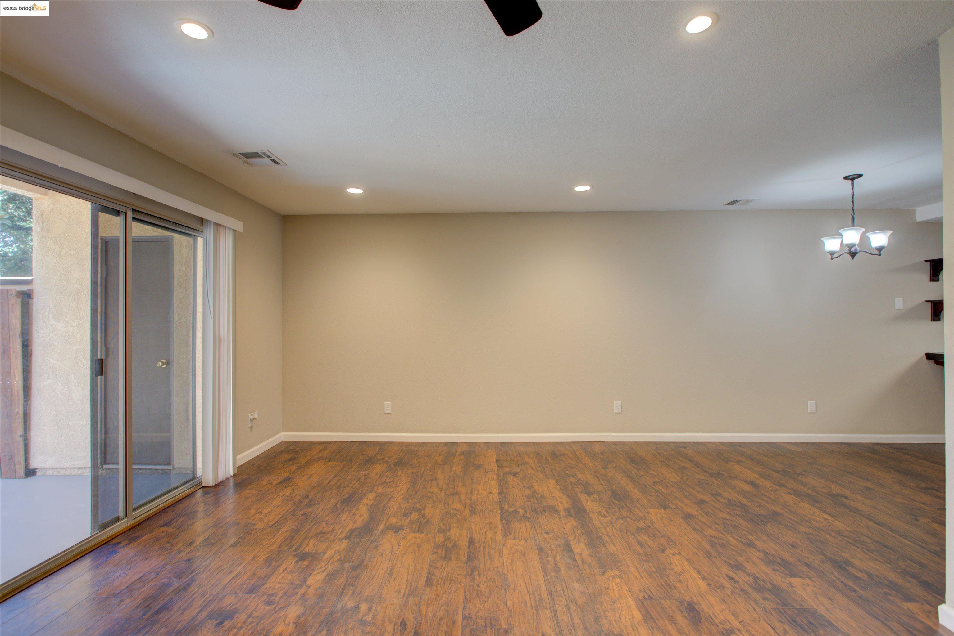 Detail Gallery Image 10 of 37 For 3154 Andre Ln, Turlock,  CA 95382 - 2 Beds | 1/1 Baths