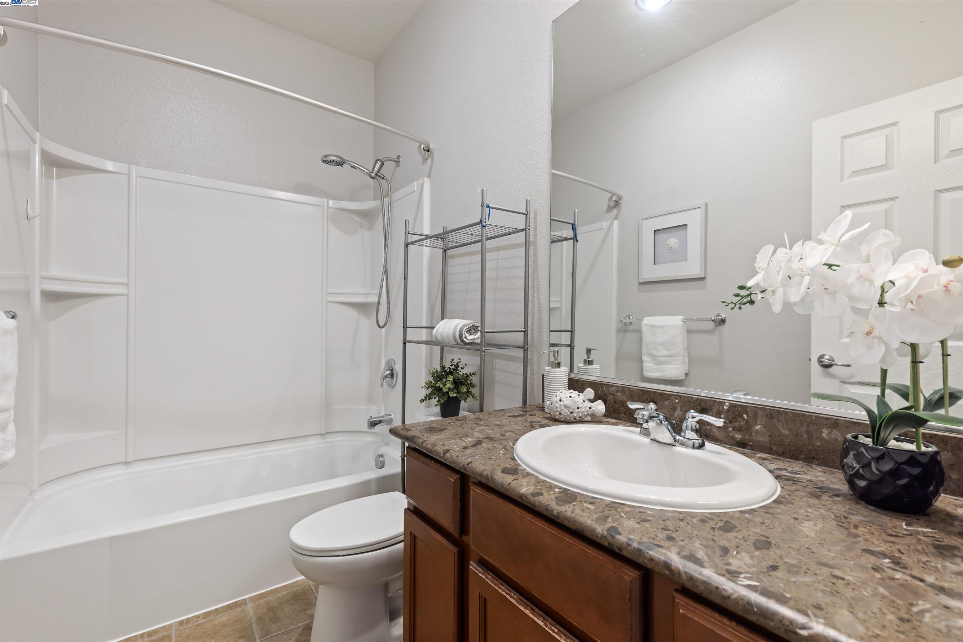 Photo #16: 41107386 Listing: Photo #16
