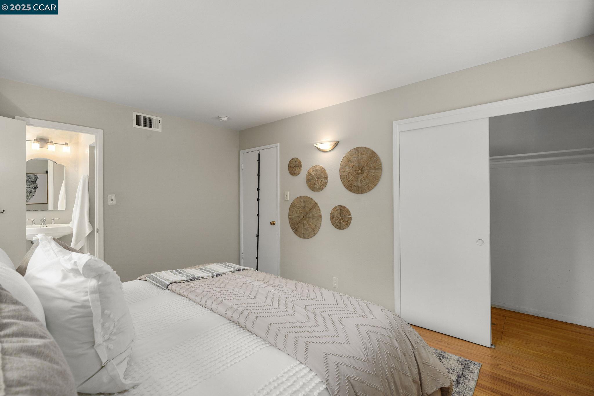 Detail Gallery Image 18 of 29 For 231 Los Felicas Ave, Walnut Creek,  CA 94598 - 4 Beds | 2 Baths