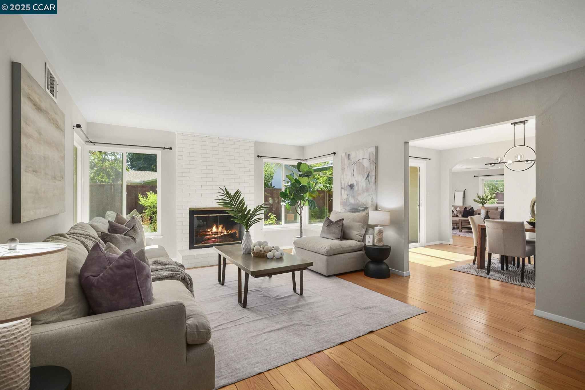 Detail Gallery Image 8 of 29 For 231 Los Felicas Ave, Walnut Creek,  CA 94598 - 4 Beds | 2 Baths