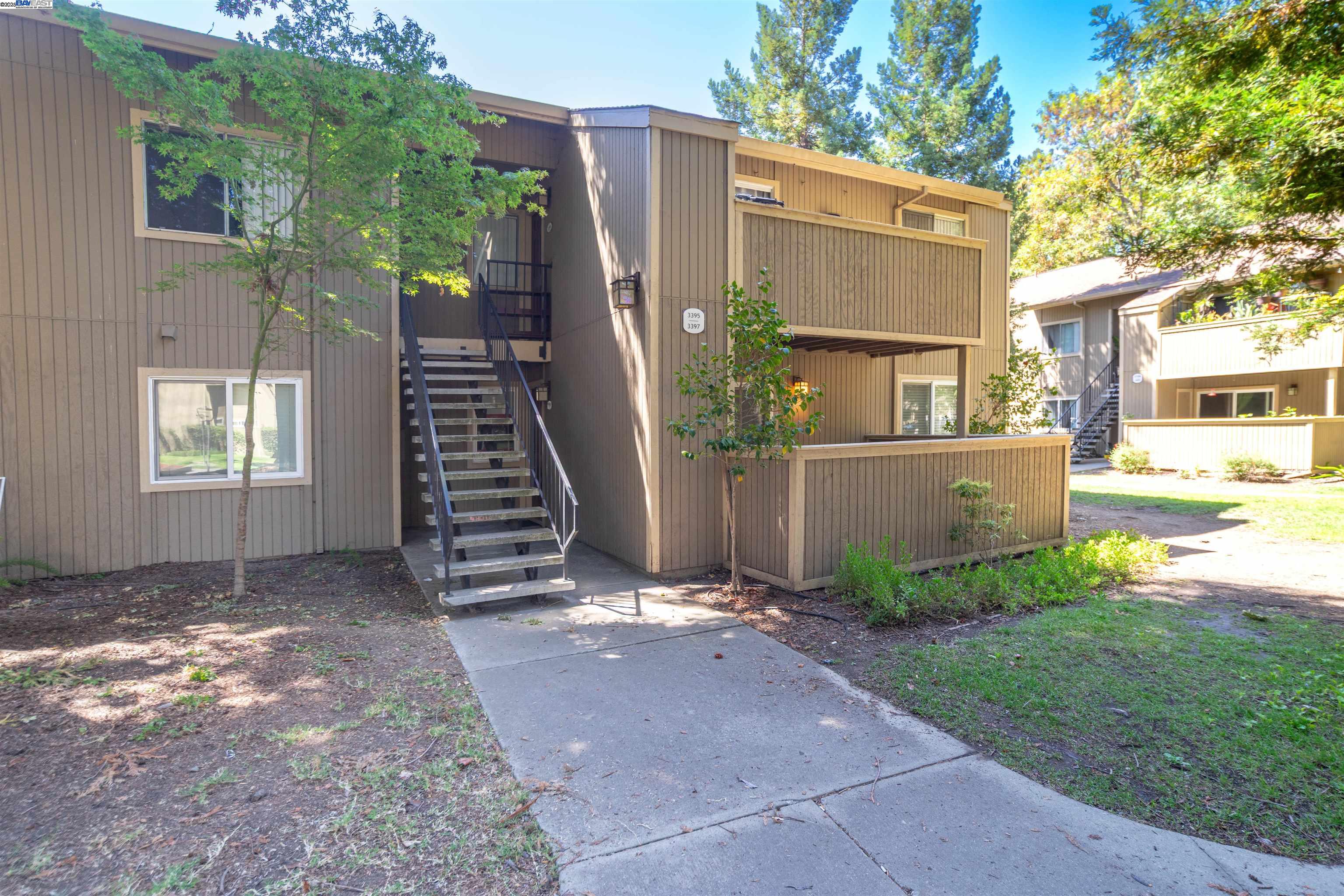 More Details about MLS # 41107391 : 3397 FOXTAIL TER