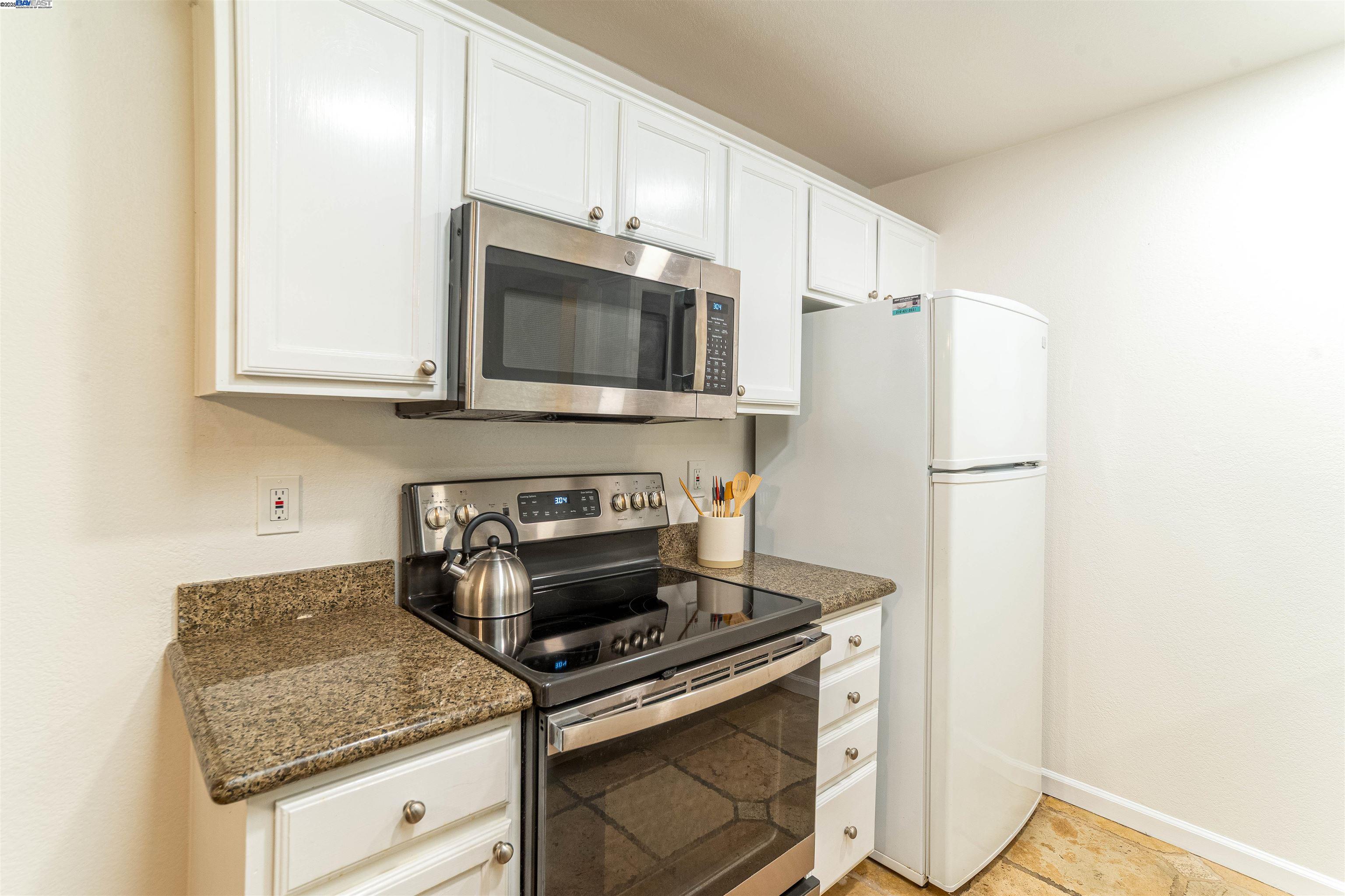 Photo #15: 41107391 Listing: Photo #15