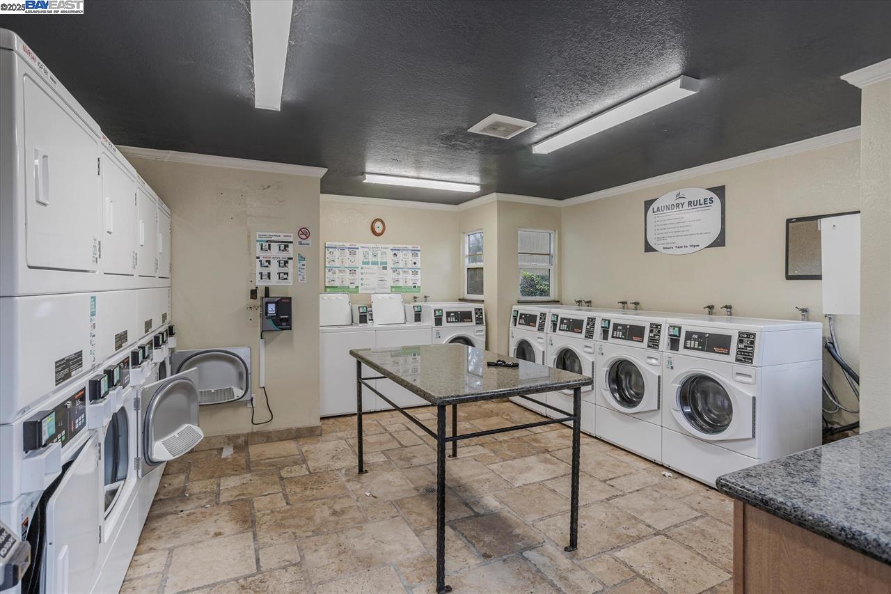 Detail Gallery Image 36 of 39 For 3397 Foxtail Ter, Fremont,  CA 94536 - 2 Beds | 2 Baths