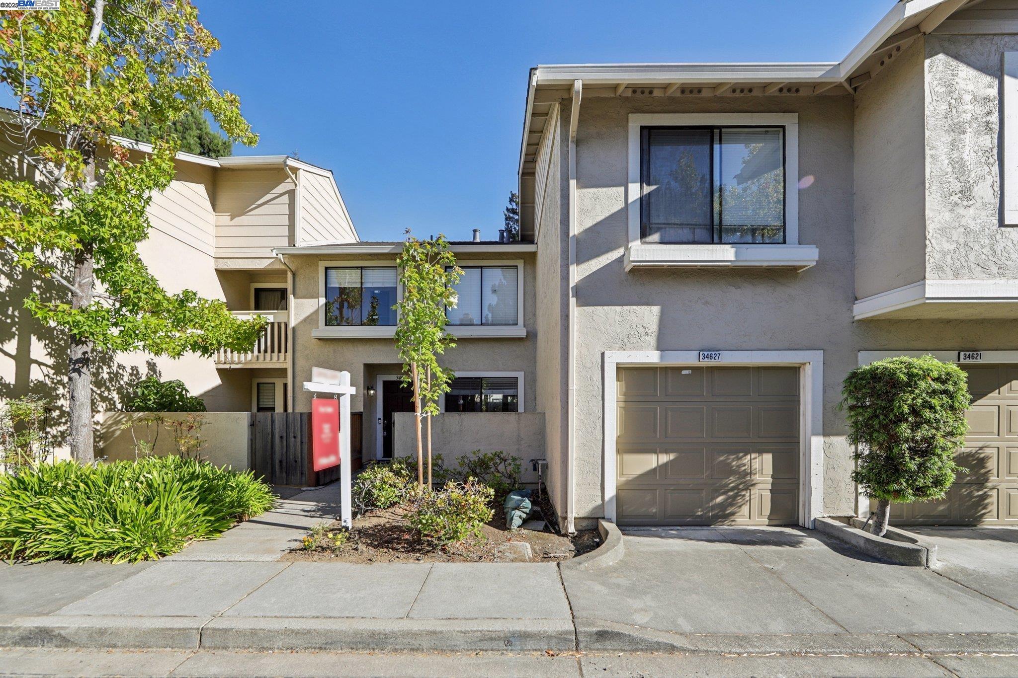 Front Image Thumbnail for BE41107395