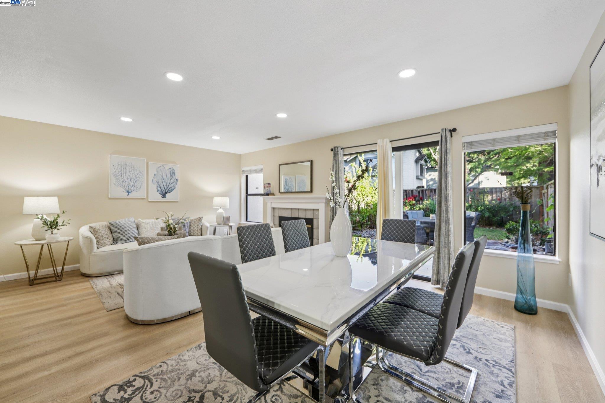 Detail Gallery Image 13 of 46 For 34627 Pueblo Terrace, Fremont,  CA 94555 - 3 Beds | 2/1 Baths