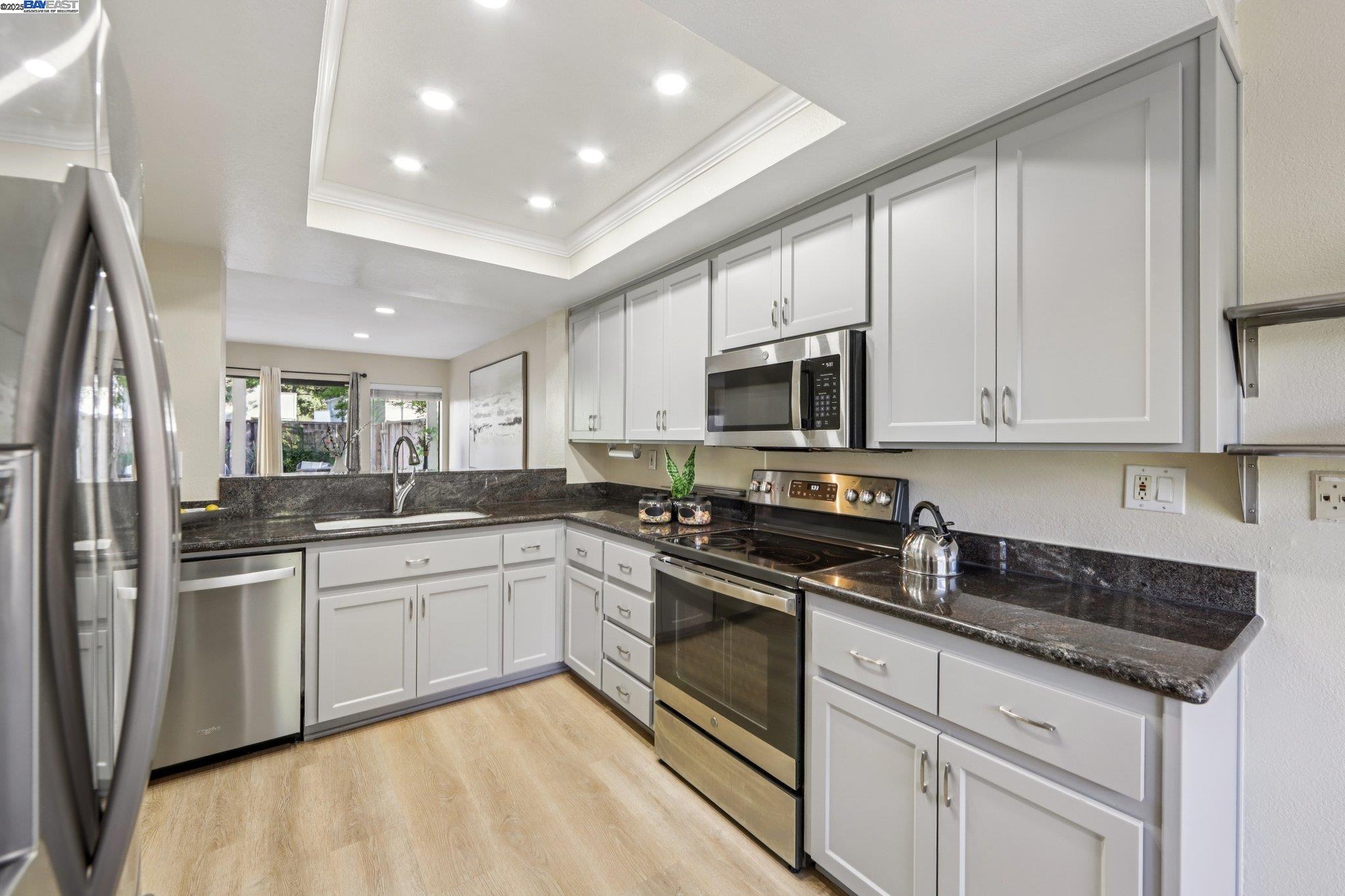 Detail Gallery Image 18 of 46 For 34627 Pueblo Terrace, Fremont,  CA 94555 - 3 Beds | 2/1 Baths