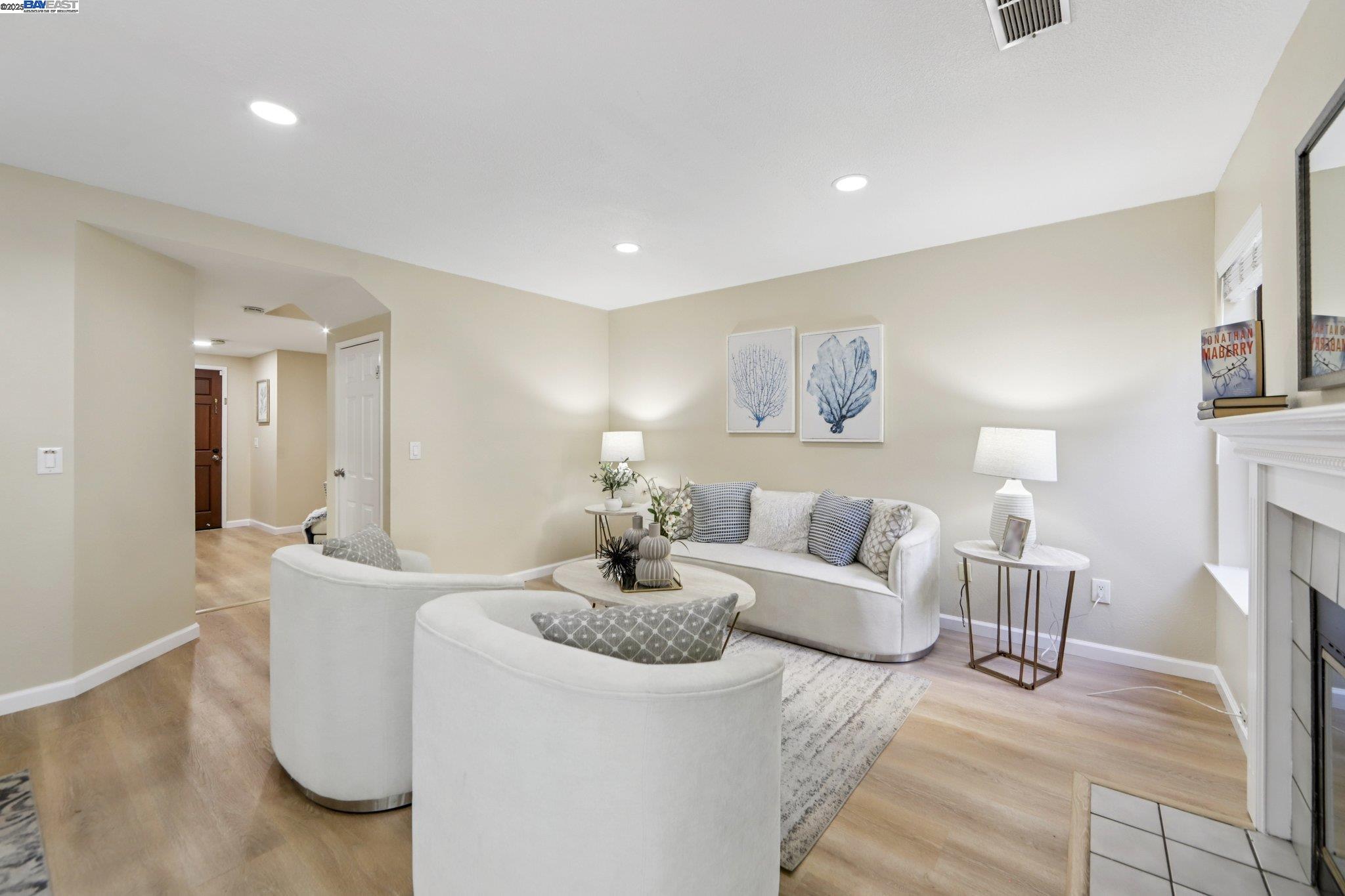Detail Gallery Image 10 of 46 For 34627 Pueblo Terrace, Fremont,  CA 94555 - 3 Beds | 2/1 Baths