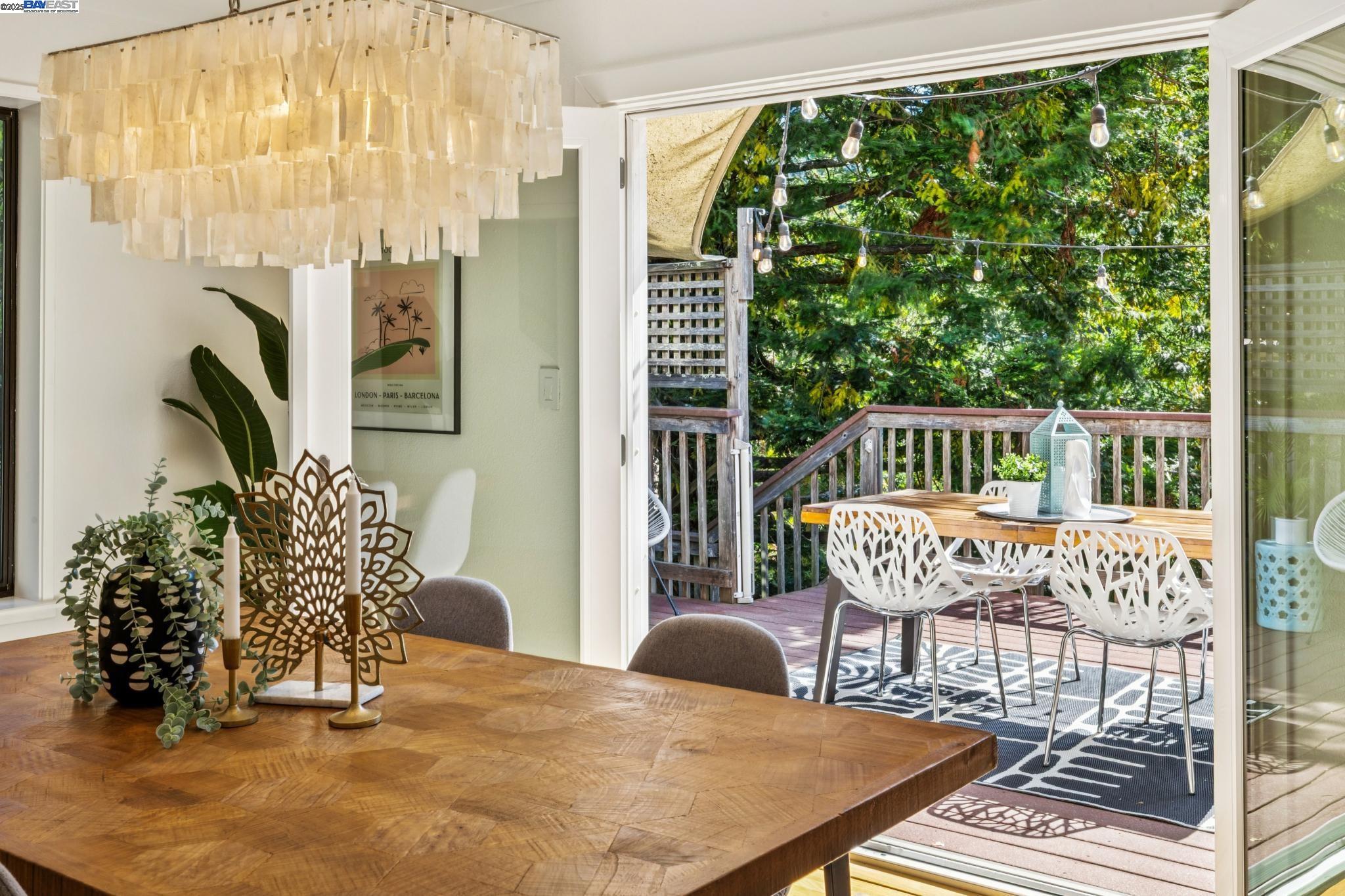 Detail Gallery Image 25 of 60 For 7350 Woodrow Drive, Oakland,  CA 94611 - 3 Beds | 2/1 Baths