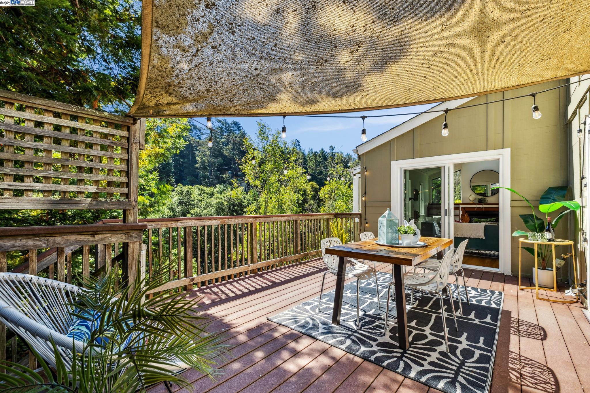 Detail Gallery Image 26 of 60 For 7350 Woodrow Drive, Oakland,  CA 94611 - 3 Beds | 2/1 Baths
