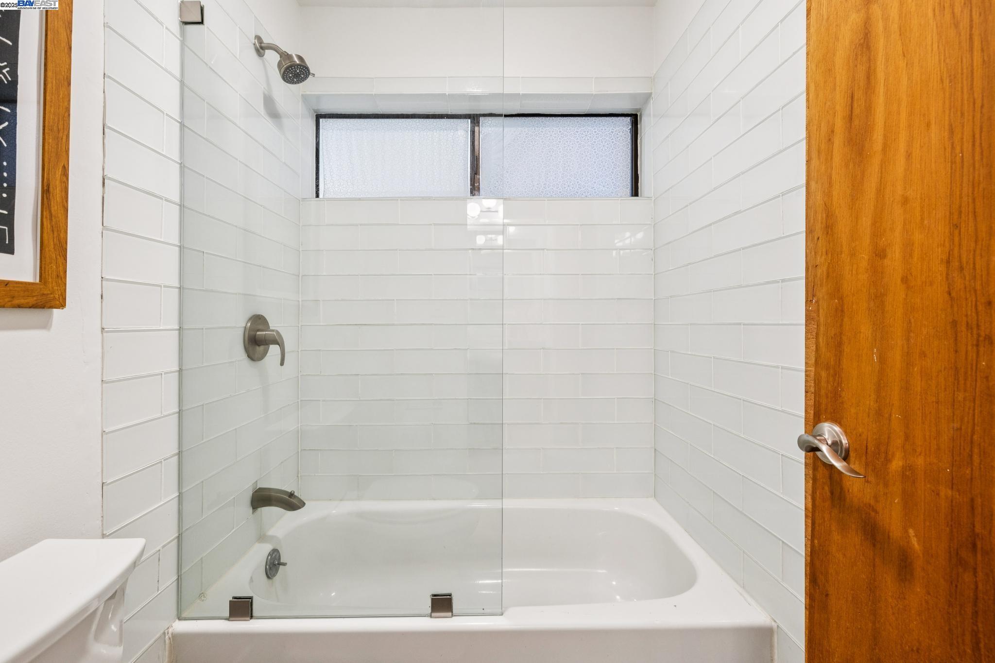 Detail Gallery Image 44 of 60 For 7350 Woodrow Drive, Oakland,  CA 94611 - 3 Beds | 2/1 Baths