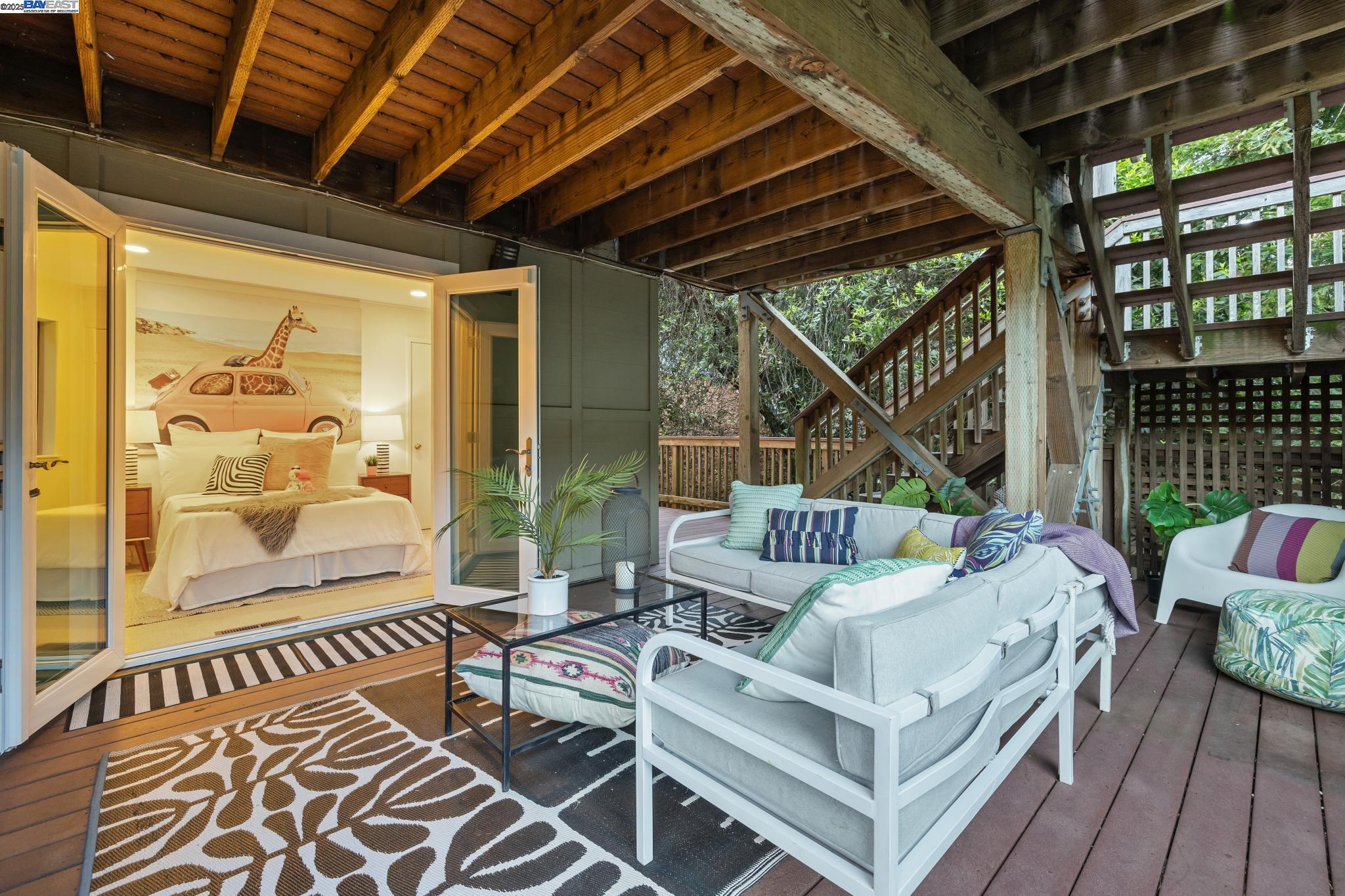 Detail Gallery Image 54 of 60 For 7350 Woodrow Drive, Oakland,  CA 94611 - 3 Beds | 2/1 Baths
