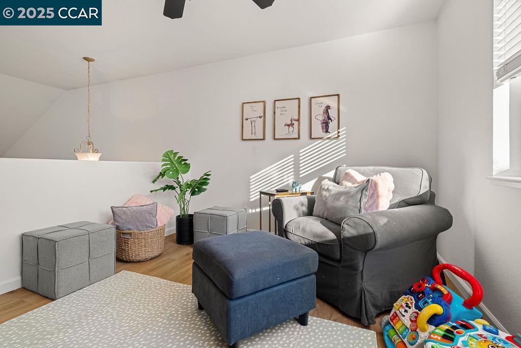Detail Gallery Image 18 of 33 For 1 Lupine Ln, San Ramon,  CA 94583 - 4 Beds | 2/1 Baths