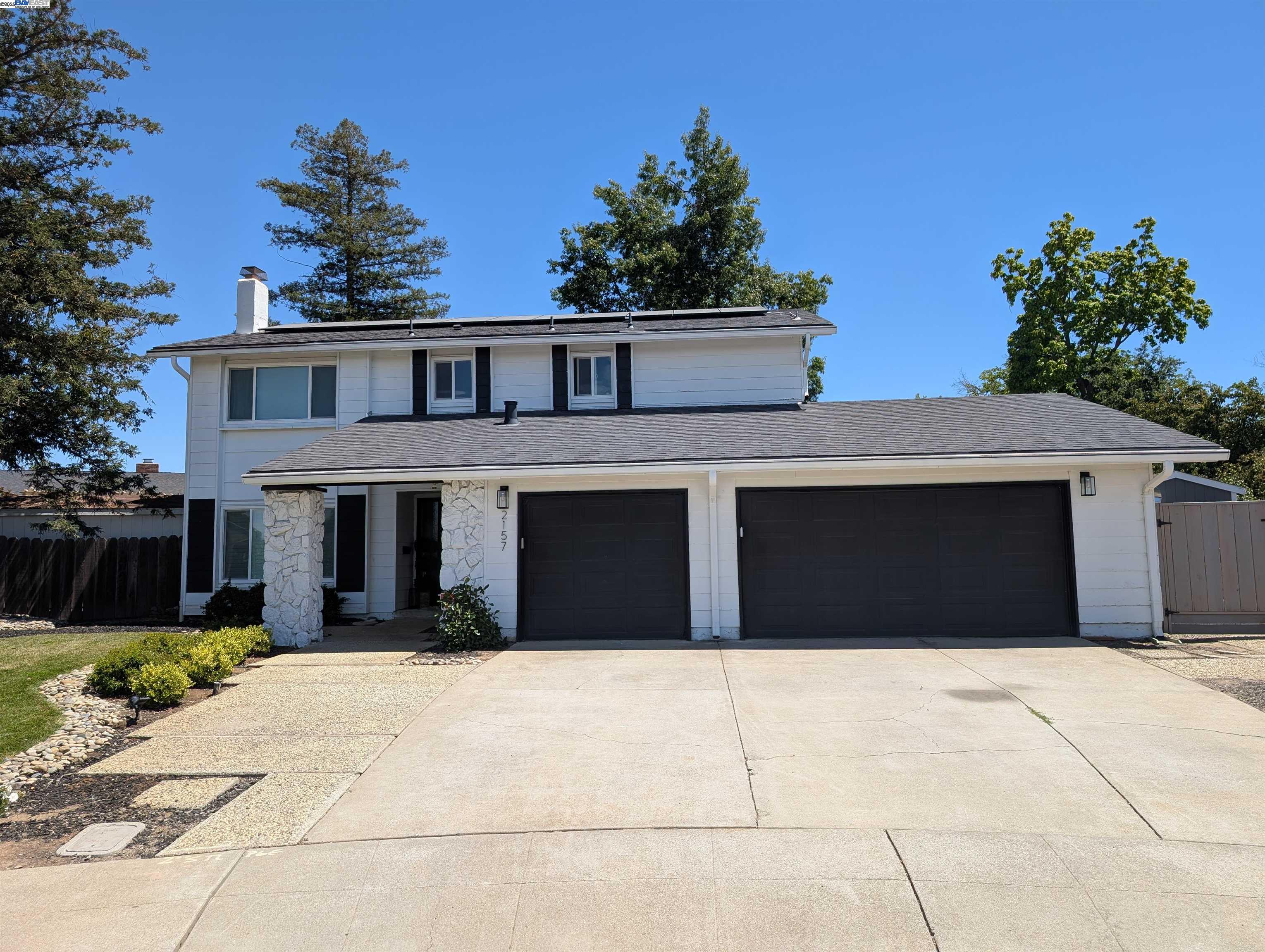 Detail Gallery Image 2 of 52 For 2157 Farmington Pl, Livermore,  CA 94550 - 4 Beds | 2/1 Baths