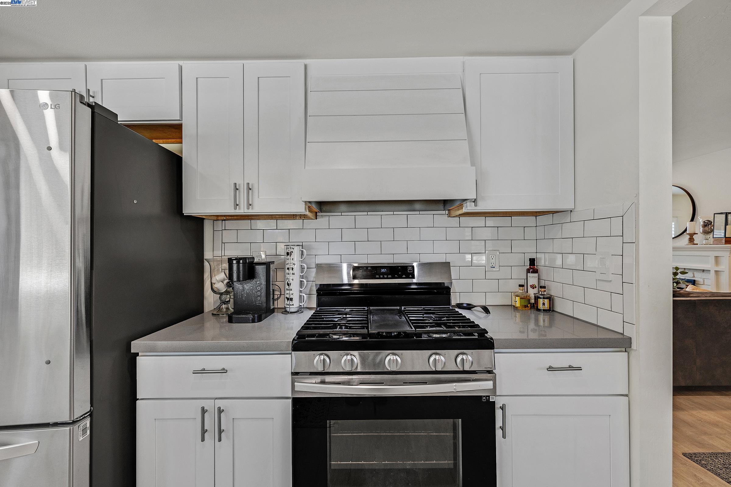 Detail Gallery Image 13 of 52 For 2157 Farmington Pl, Livermore,  CA 94550 - 4 Beds | 2/1 Baths