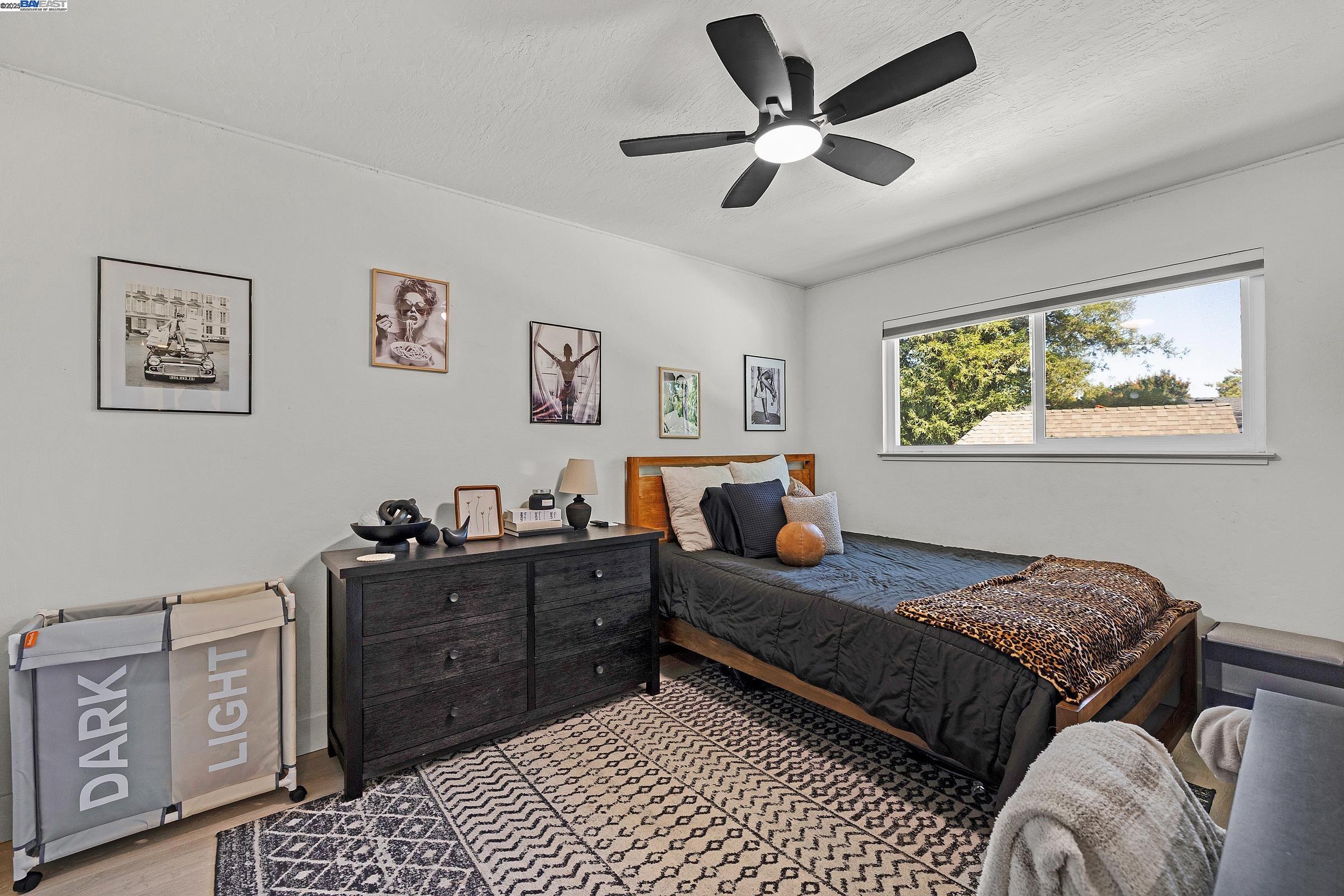 Detail Gallery Image 20 of 52 For 2157 Farmington Pl, Livermore,  CA 94550 - 4 Beds | 2/1 Baths