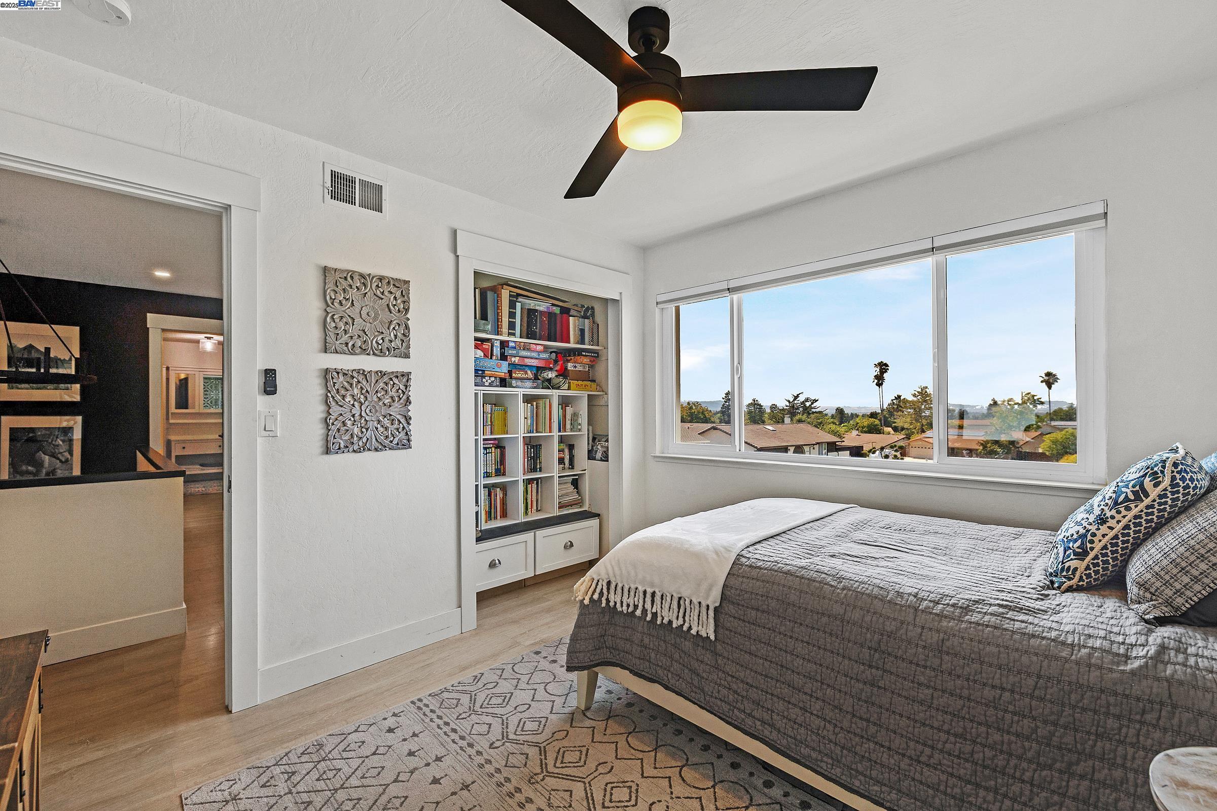 Detail Gallery Image 24 of 52 For 2157 Farmington Pl, Livermore,  CA 94550 - 4 Beds | 2/1 Baths