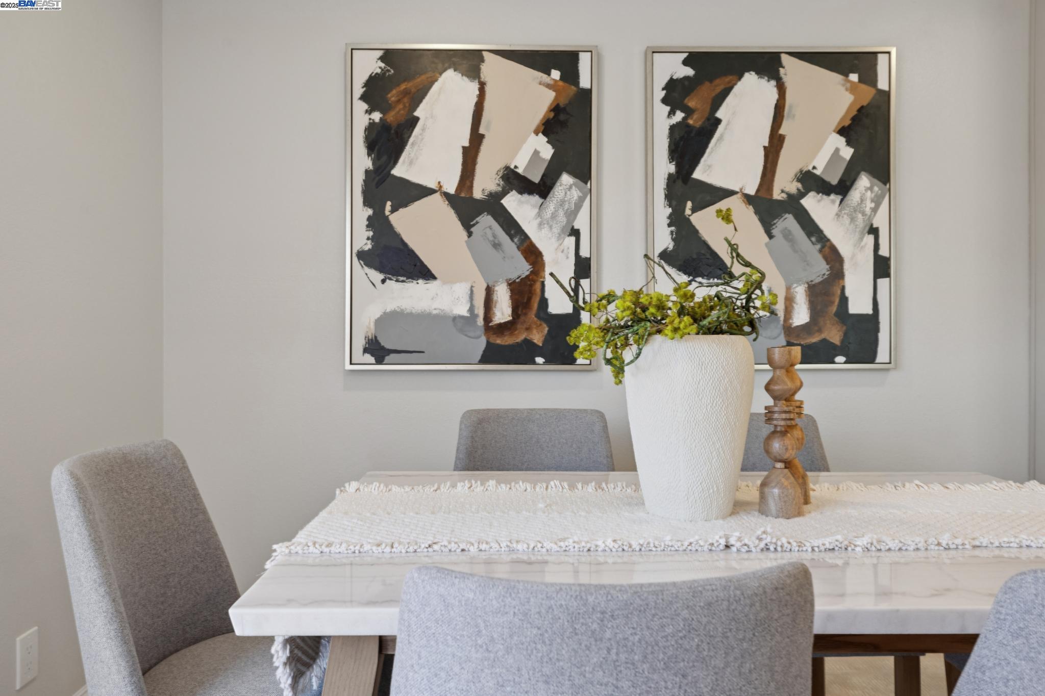 Detail Gallery Image 13 of 56 For 3594 Cama Ln, Castro Valley,  CA 94552 - 4 Beds | 2/1 Baths
