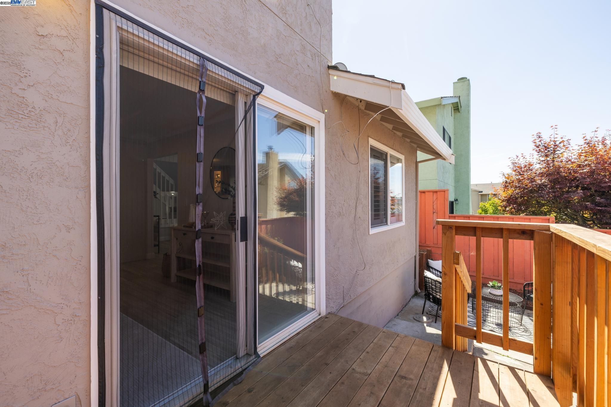 Detail Gallery Image 23 of 56 For 3594 Cama Ln, Castro Valley,  CA 94552 - 4 Beds | 2/1 Baths