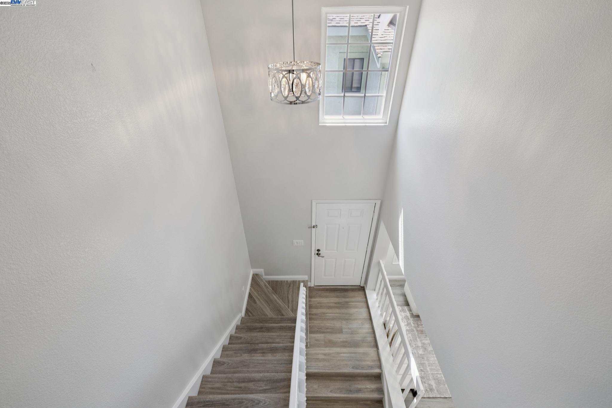 Detail Gallery Image 27 of 56 For 3594 Cama Ln, Castro Valley,  CA 94552 - 4 Beds | 2/1 Baths