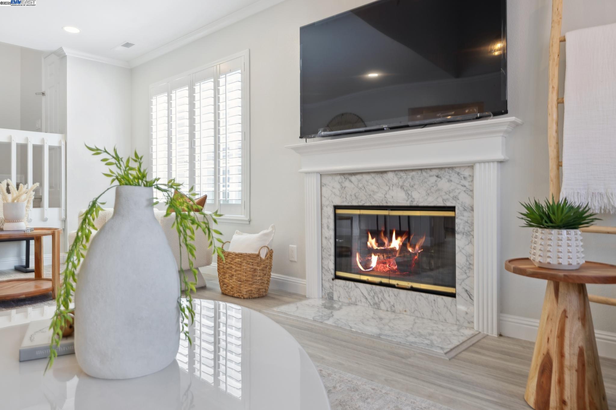Detail Gallery Image 7 of 56 For 3594 Cama Ln, Castro Valley,  CA 94552 - 4 Beds | 2/1 Baths
