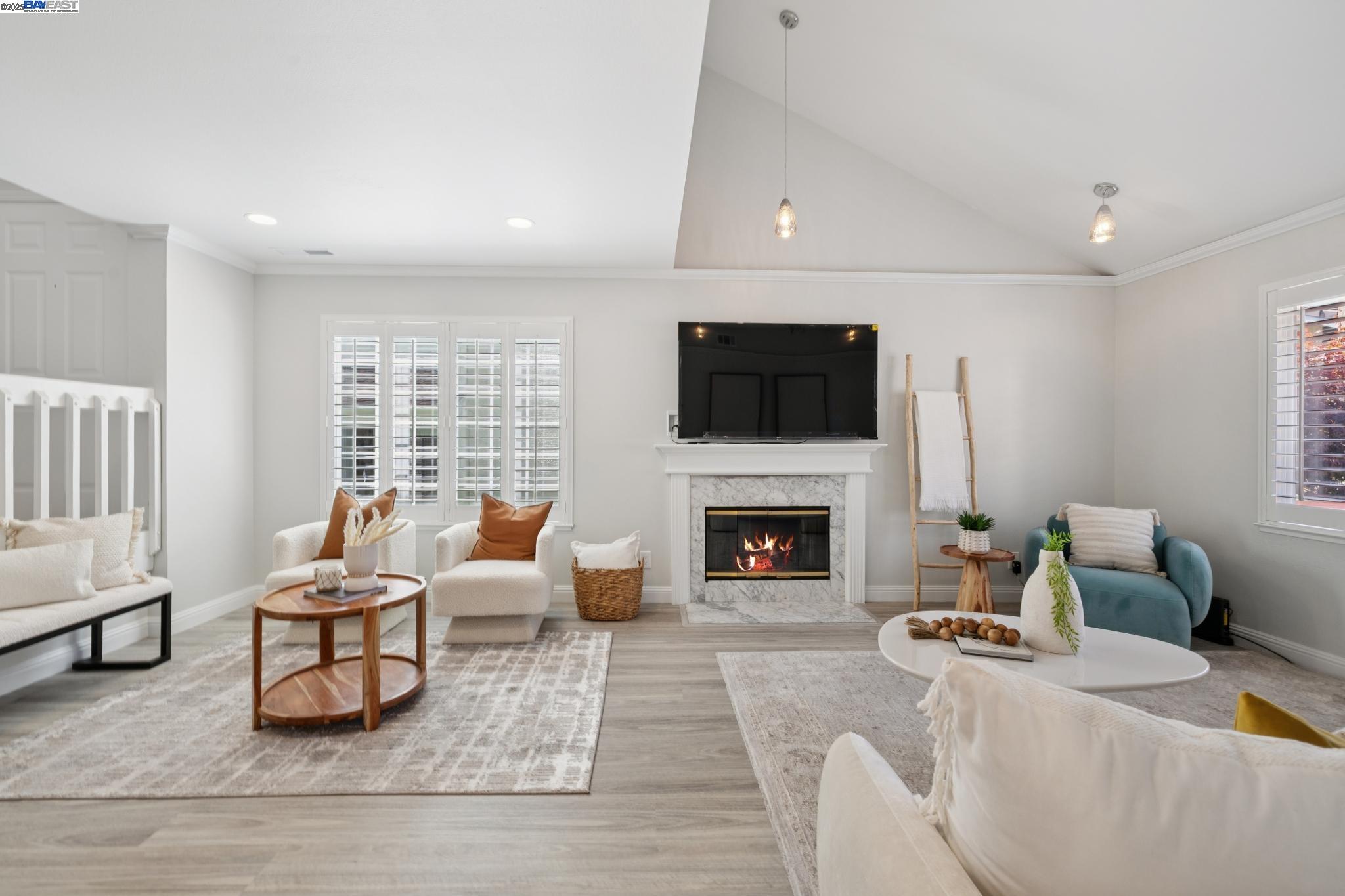 Detail Gallery Image 8 of 56 For 3594 Cama Ln, Castro Valley,  CA 94552 - 4 Beds | 2/1 Baths