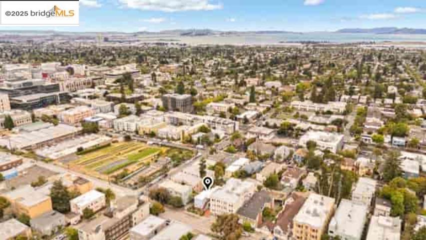 Detail Gallery Image 15 of 24 For 1682 Oxford St, Berkeley,  CA 94709 - – Beds | – Baths