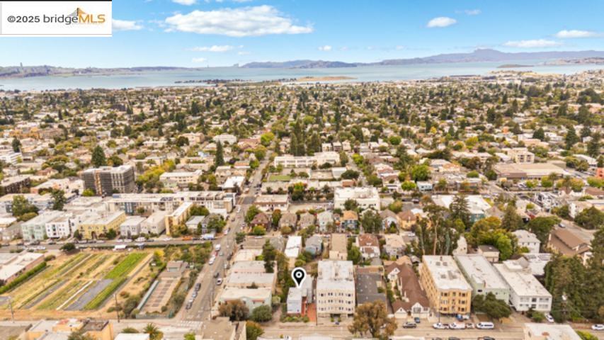 Detail Gallery Image 16 of 24 For 1682 Oxford St, Berkeley,  CA 94709 - – Beds | – Baths