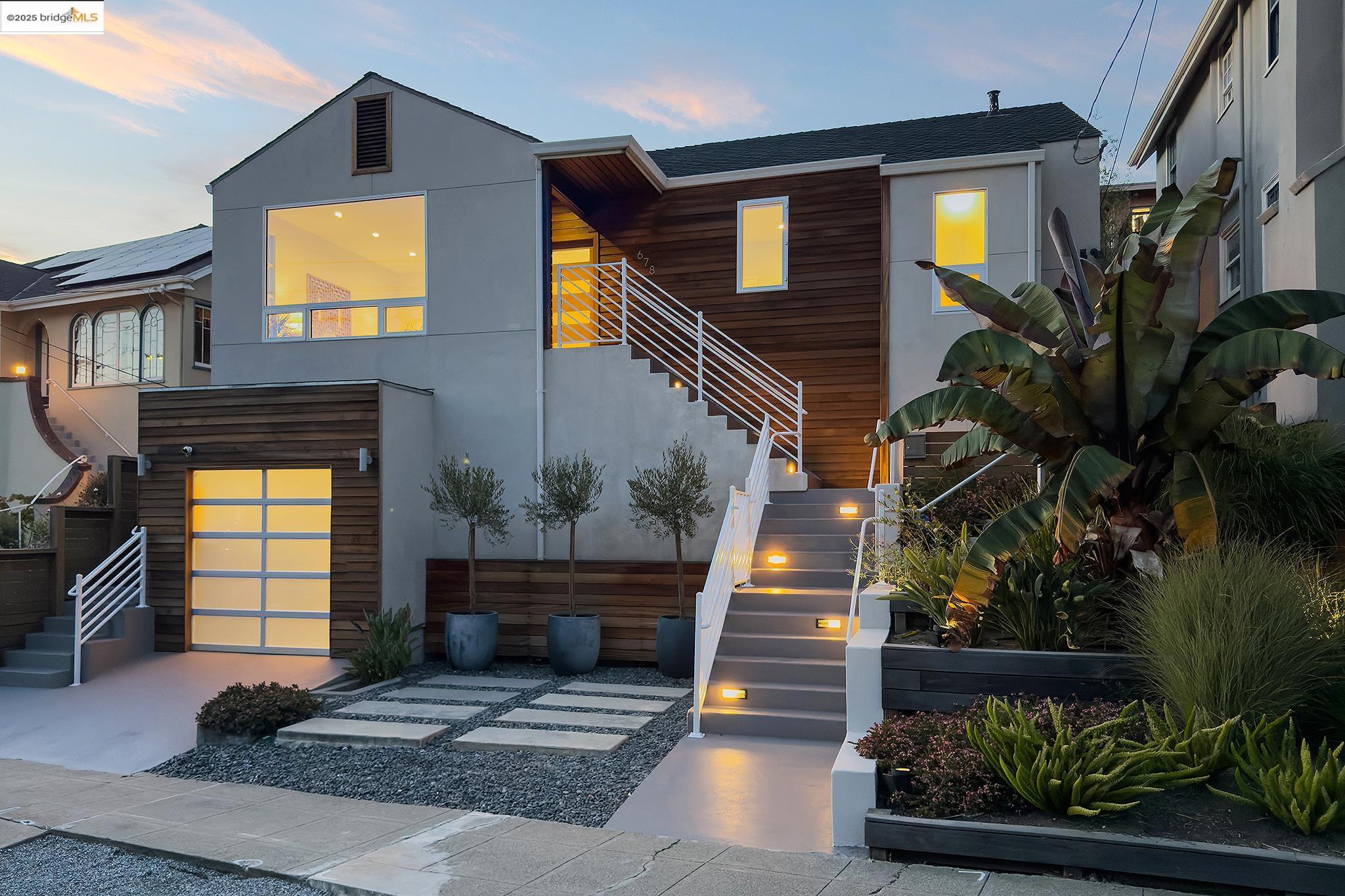 Detail Gallery Image 1 of 45 For 678 Walavista Ave, Oakland,  CA 94610 - 4 Beds | 3 Baths