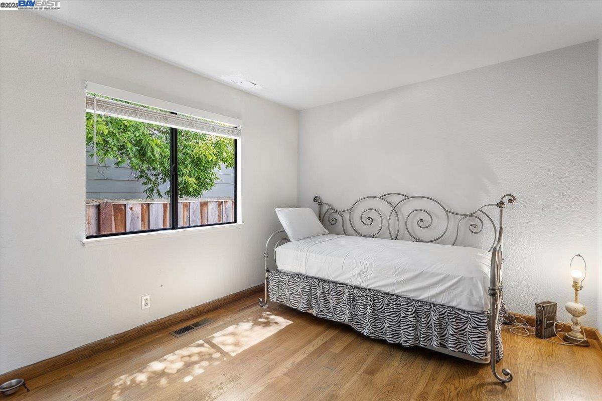 Detail Gallery Image 20 of 51 For 6444 Boone Dr, Castro Valley,  CA 94552 - 4 Beds | 3 Baths
