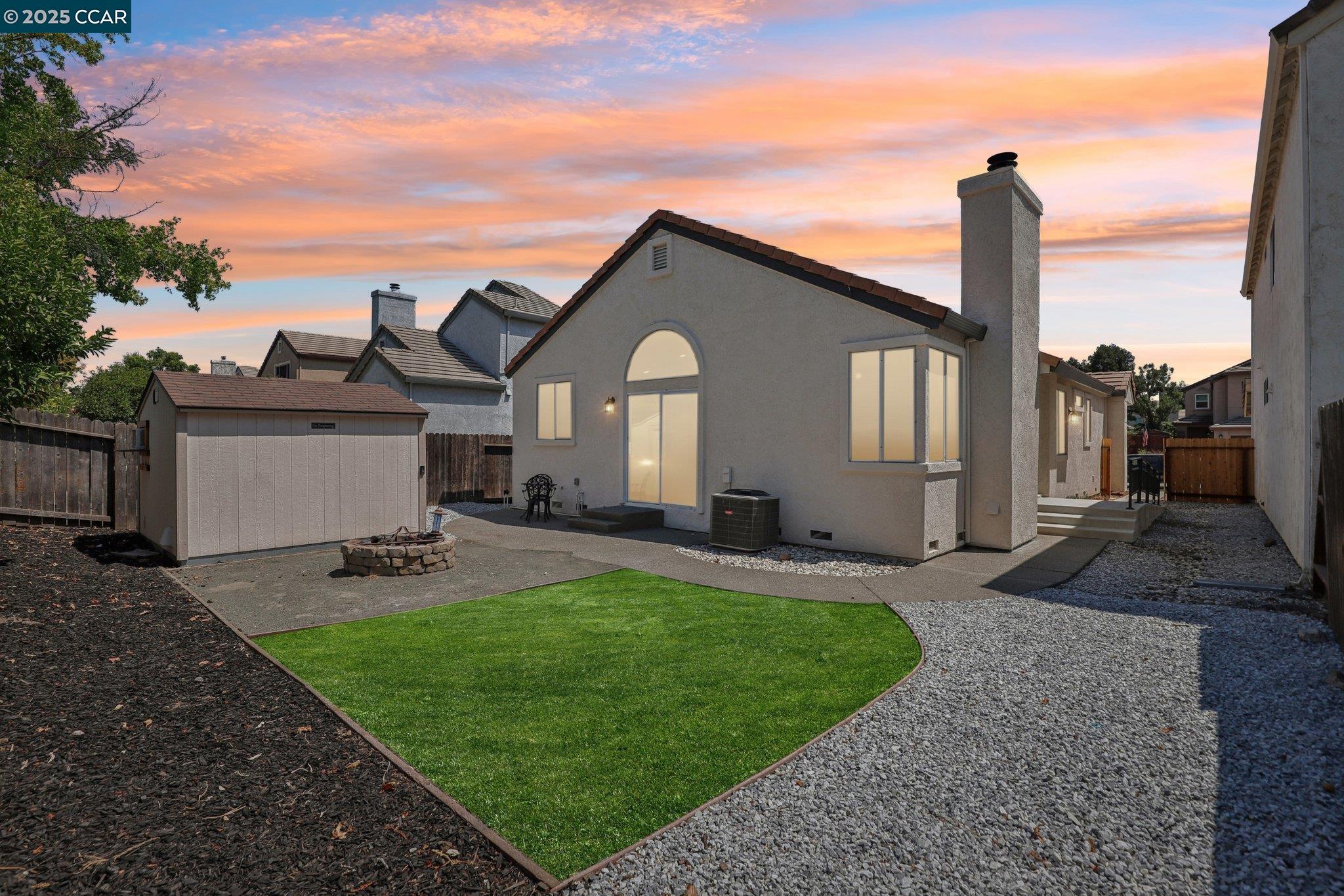 Detail Gallery Image 2 of 46 For 868 Clifton Way, Vacaville,  CA 95688 - 3 Beds | 2 Baths