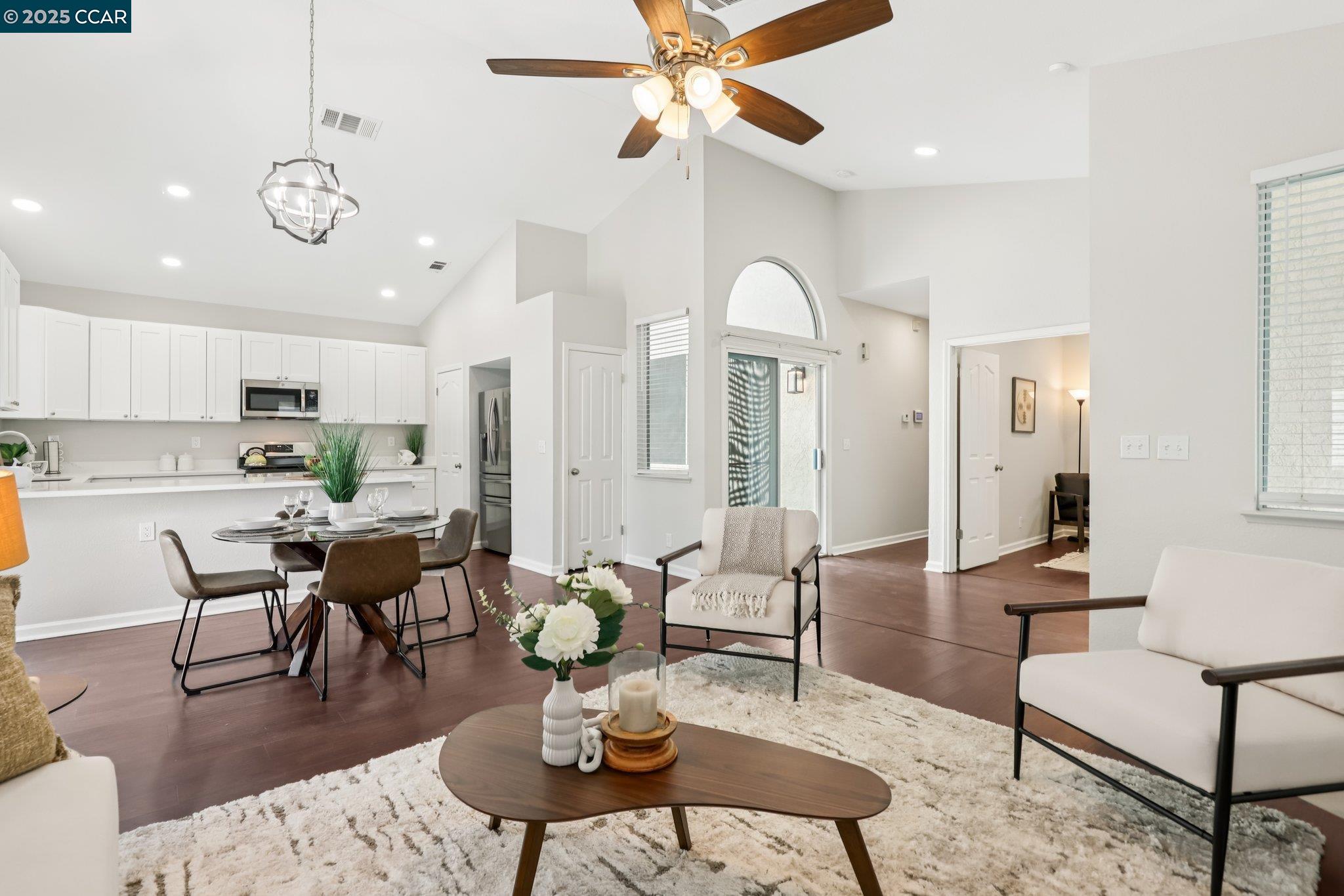 Detail Gallery Image 11 of 46 For 868 Clifton Way, Vacaville,  CA 95688 - 3 Beds | 2 Baths
