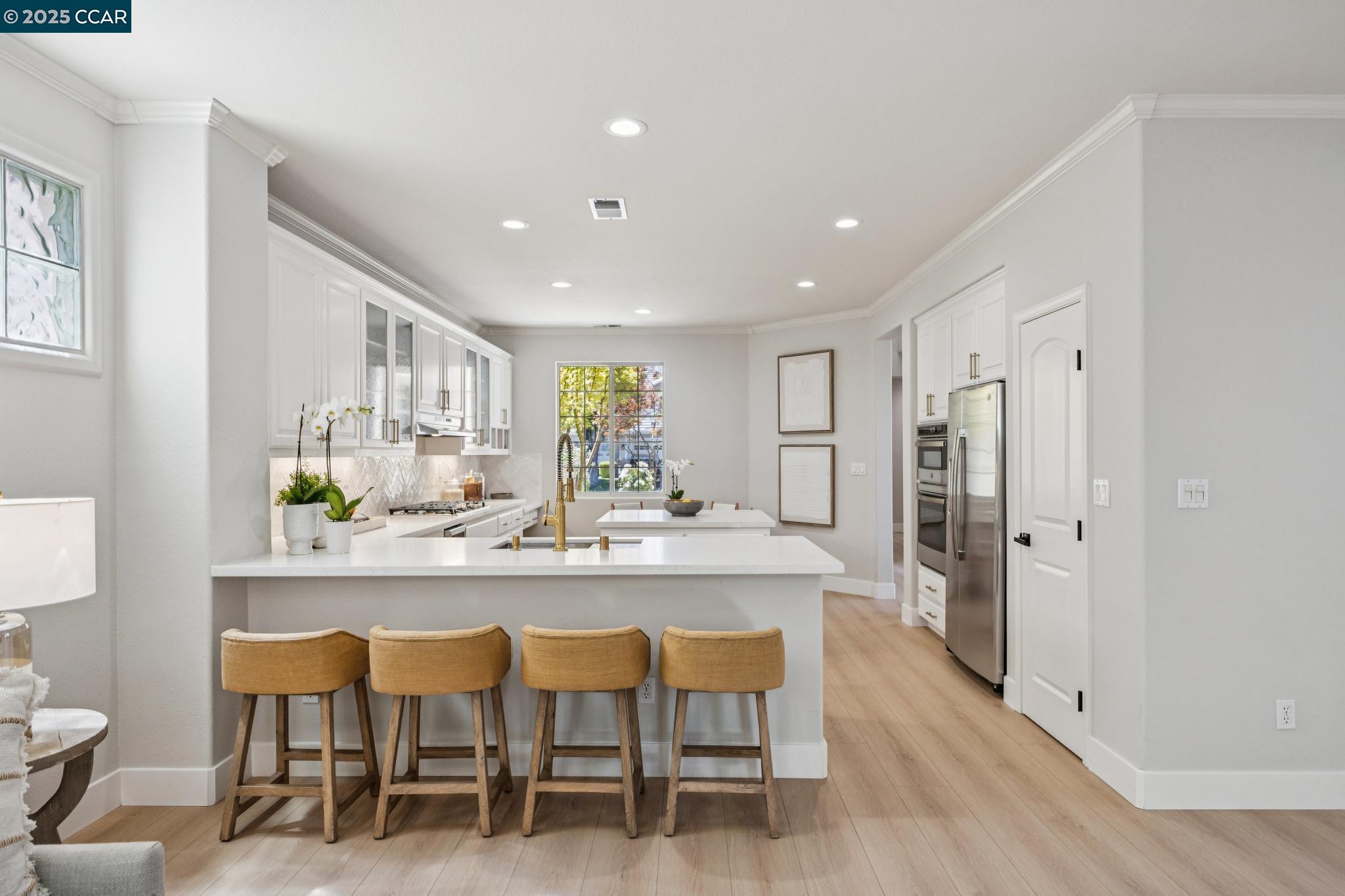 Detail Gallery Image 18 of 60 For 24 Volterra Ct, Danville,  CA 94526 - 5 Beds | 3 Baths