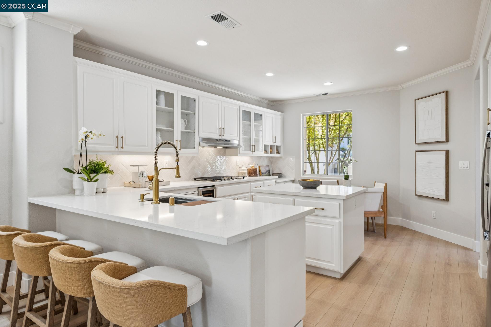 Detail Gallery Image 20 of 60 For 24 Volterra Ct, Danville,  CA 94526 - 5 Beds | 3 Baths