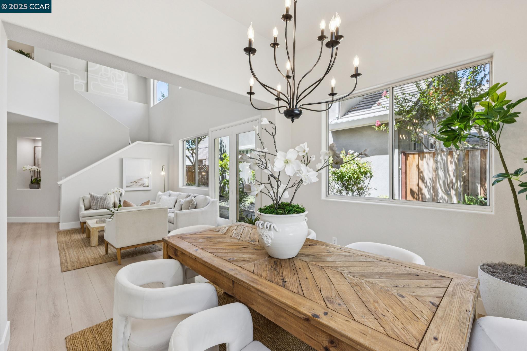 Detail Gallery Image 10 of 60 For 24 Volterra Ct, Danville,  CA 94526 - 5 Beds | 3 Baths