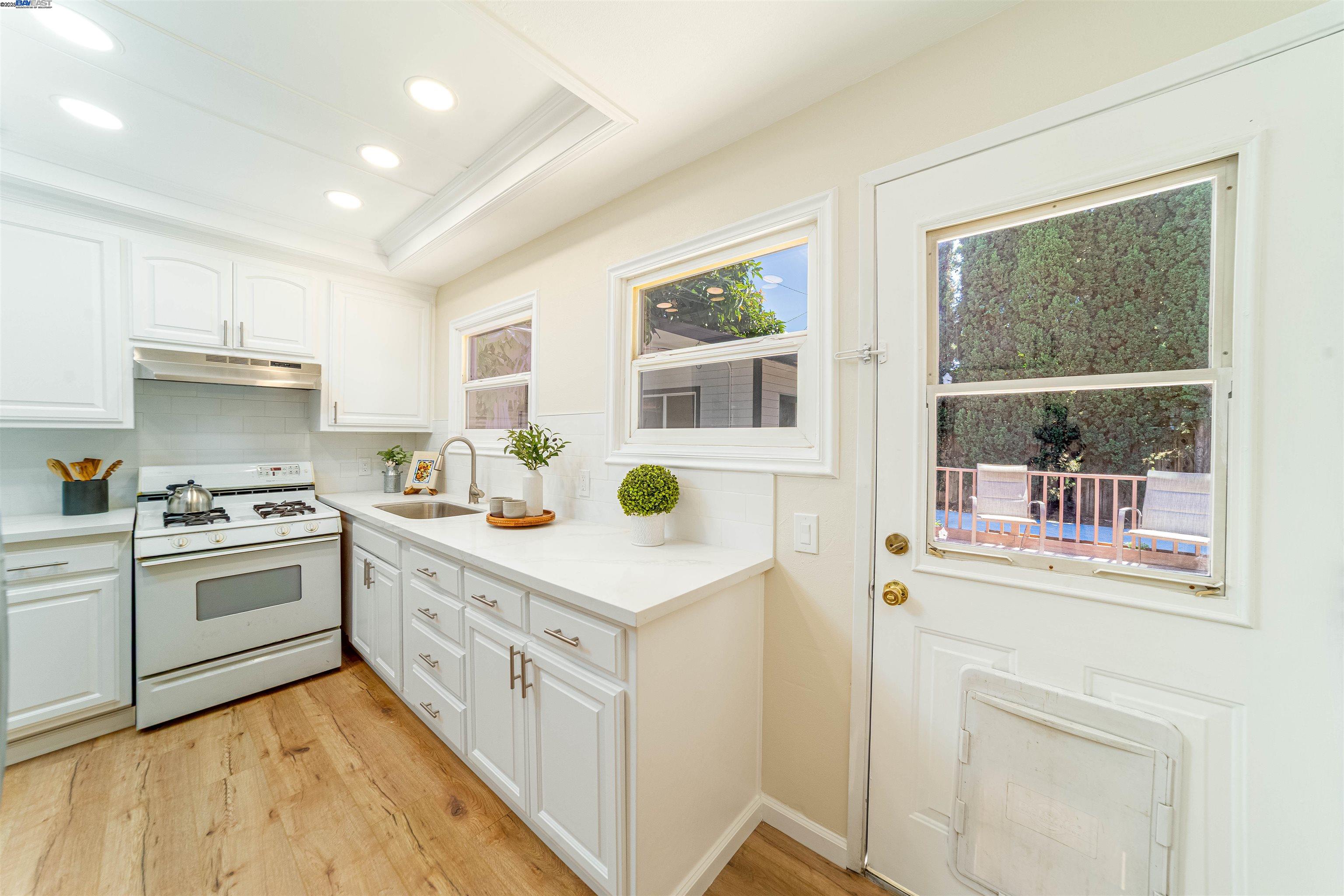 Detail Gallery Image 21 of 49 For 1174 Lexington St, Santa Clara,  CA 95050 - 2 Beds | 1 Baths
