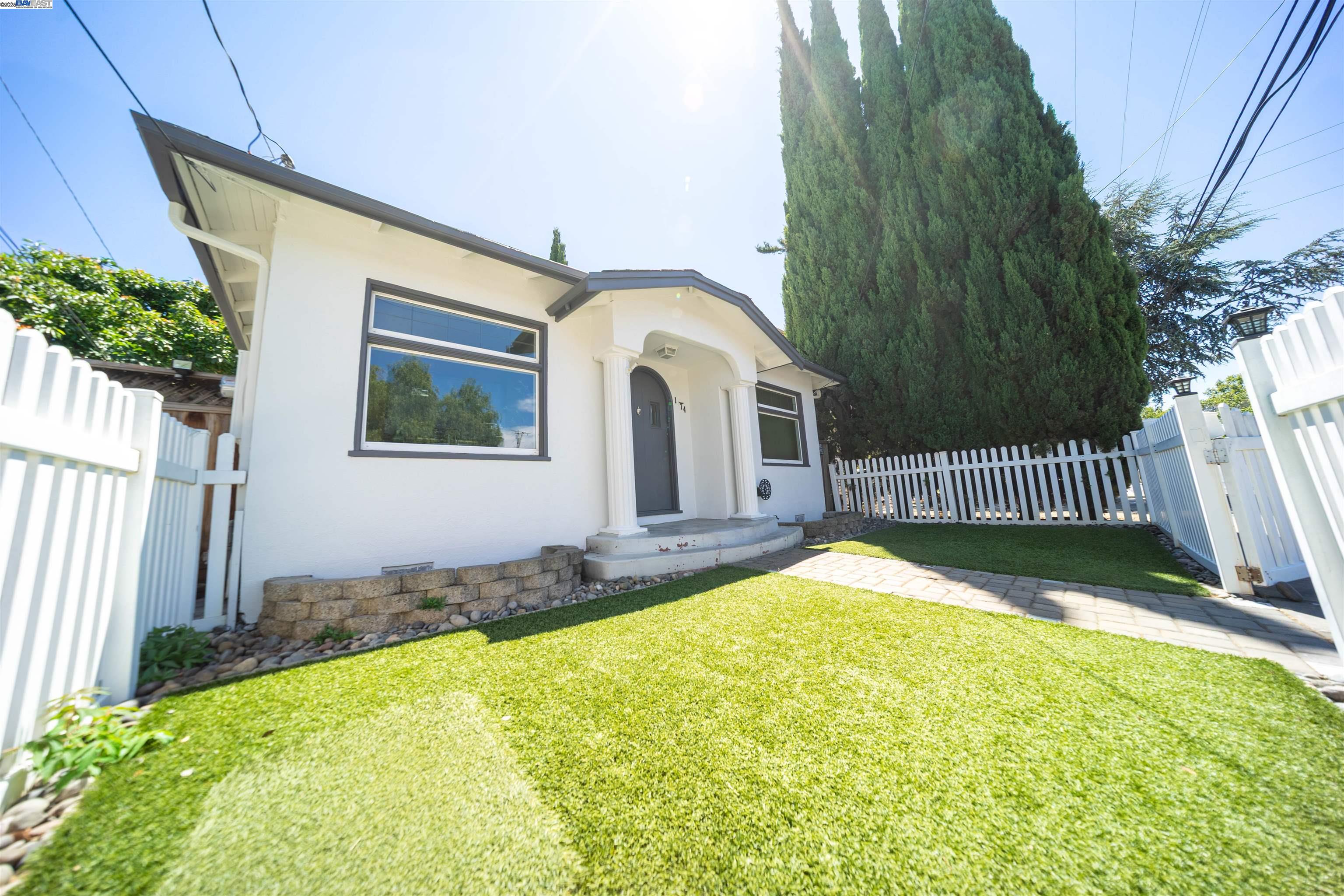 Detail Gallery Image 7 of 49 For 1174 Lexington St, Santa Clara,  CA 95050 - 2 Beds | 1 Baths