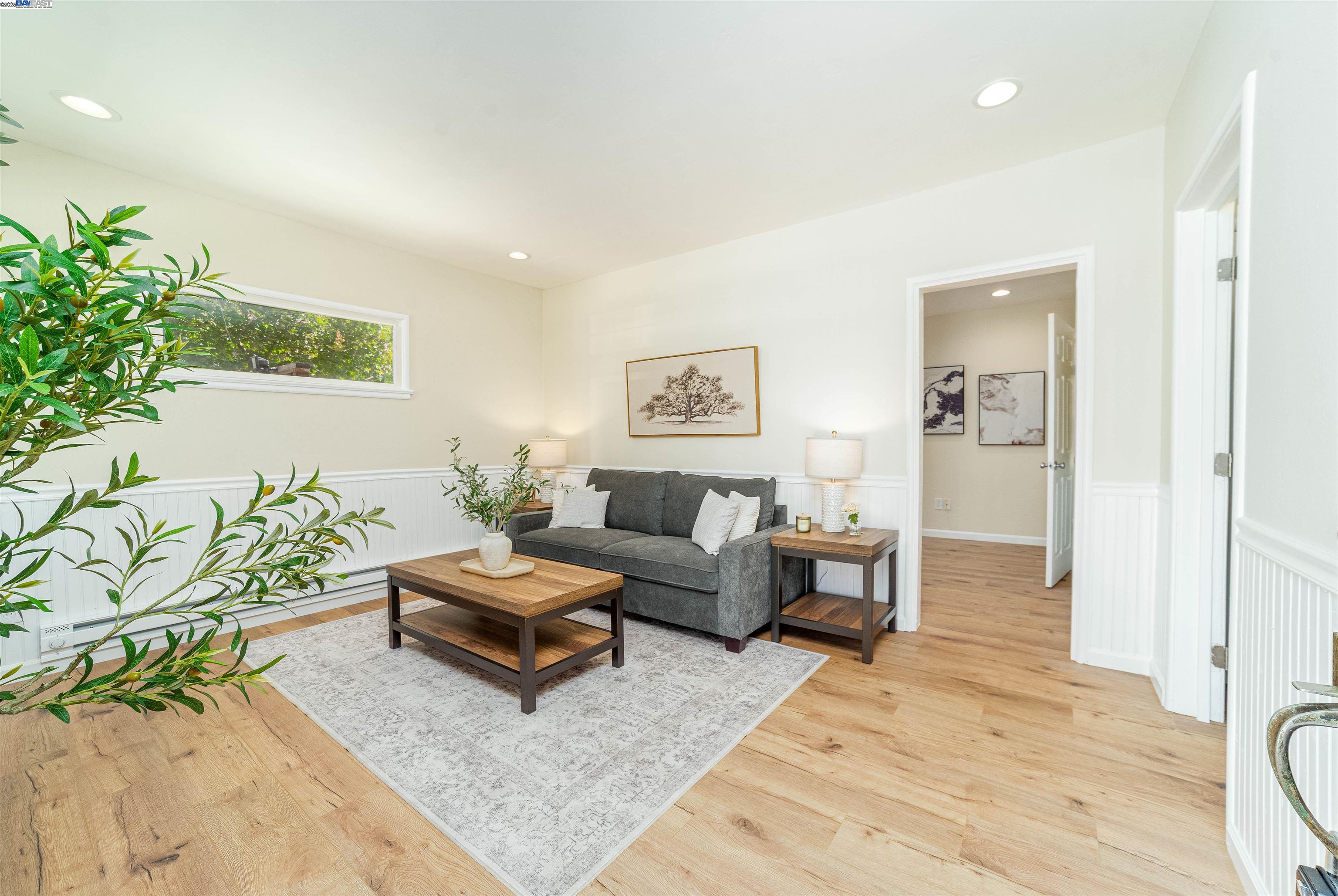 Detail Gallery Image 9 of 49 For 1174 Lexington St, Santa Clara,  CA 95050 - 2 Beds | 1 Baths