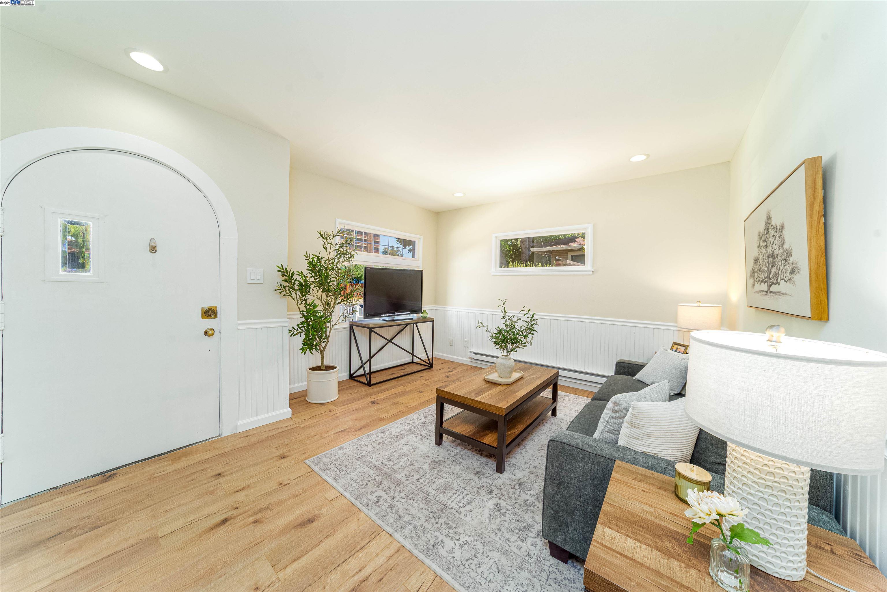 Detail Gallery Image 10 of 49 For 1174 Lexington St, Santa Clara,  CA 95050 - 2 Beds | 1 Baths