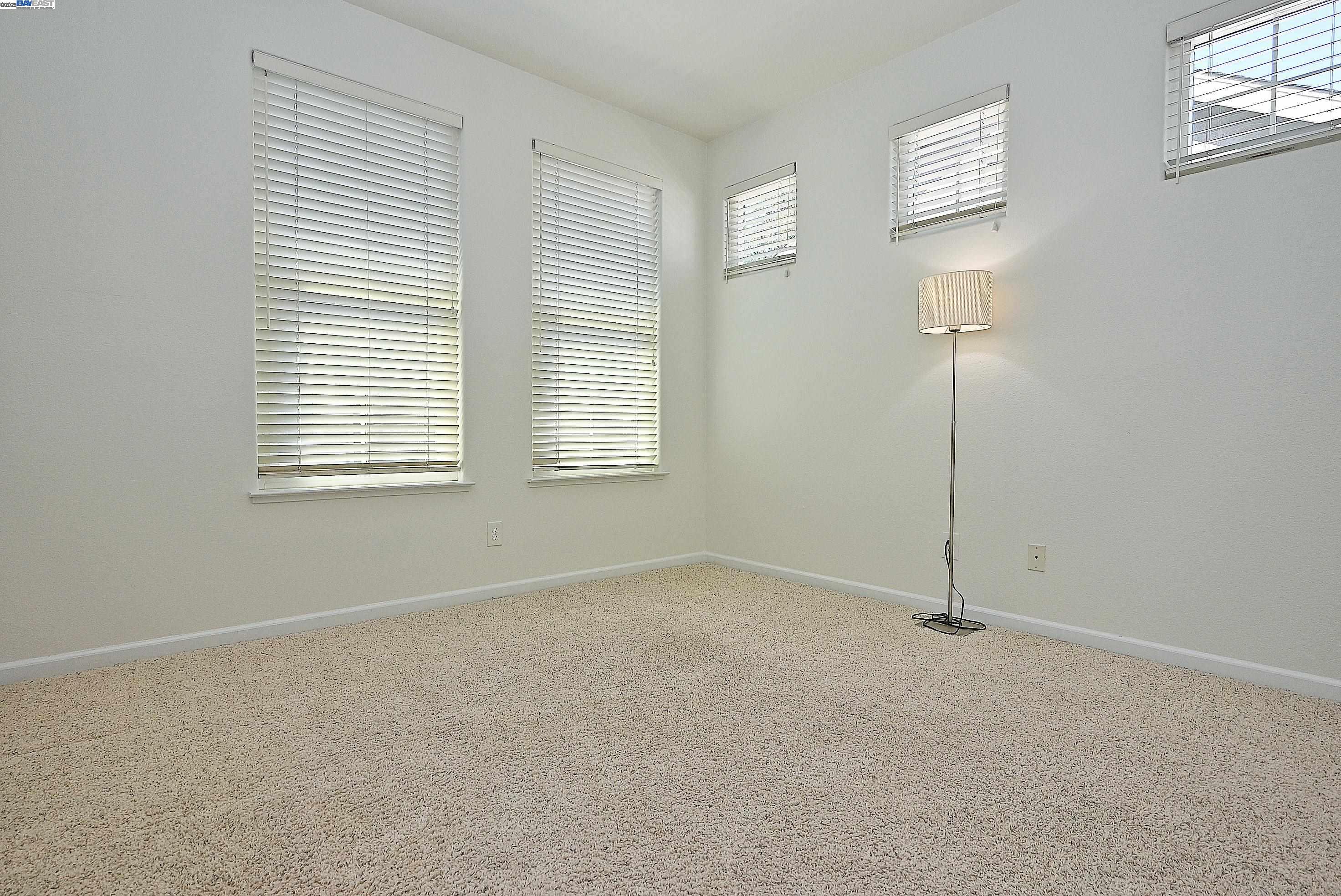 Detail Gallery Image 23 of 33 For 4189 Tessa Pl, Pleasanton,  CA 94566 - 4 Beds | 2/1 Baths