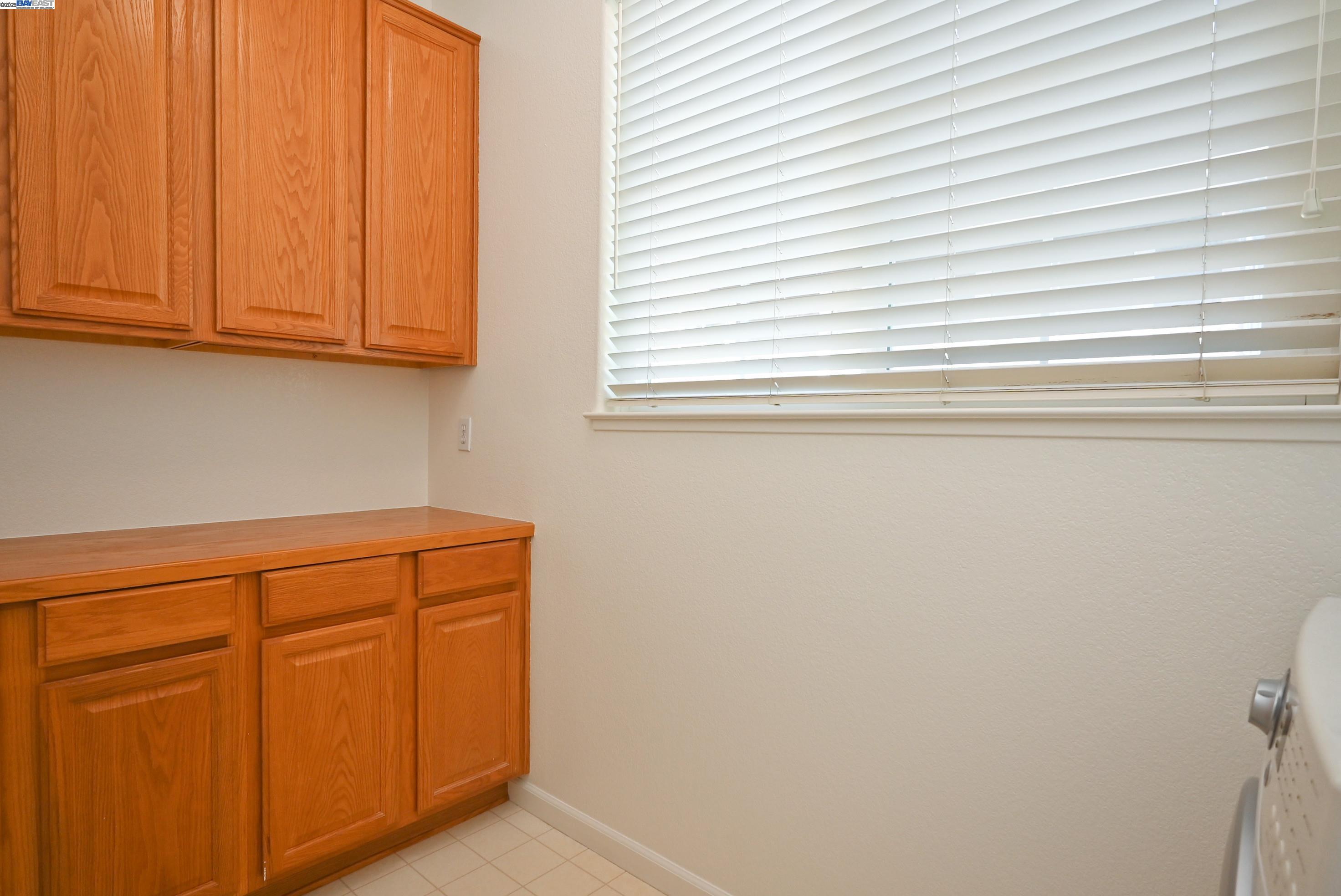 Detail Gallery Image 24 of 33 For 4189 Tessa Pl, Pleasanton,  CA 94566 - 4 Beds | 2/1 Baths