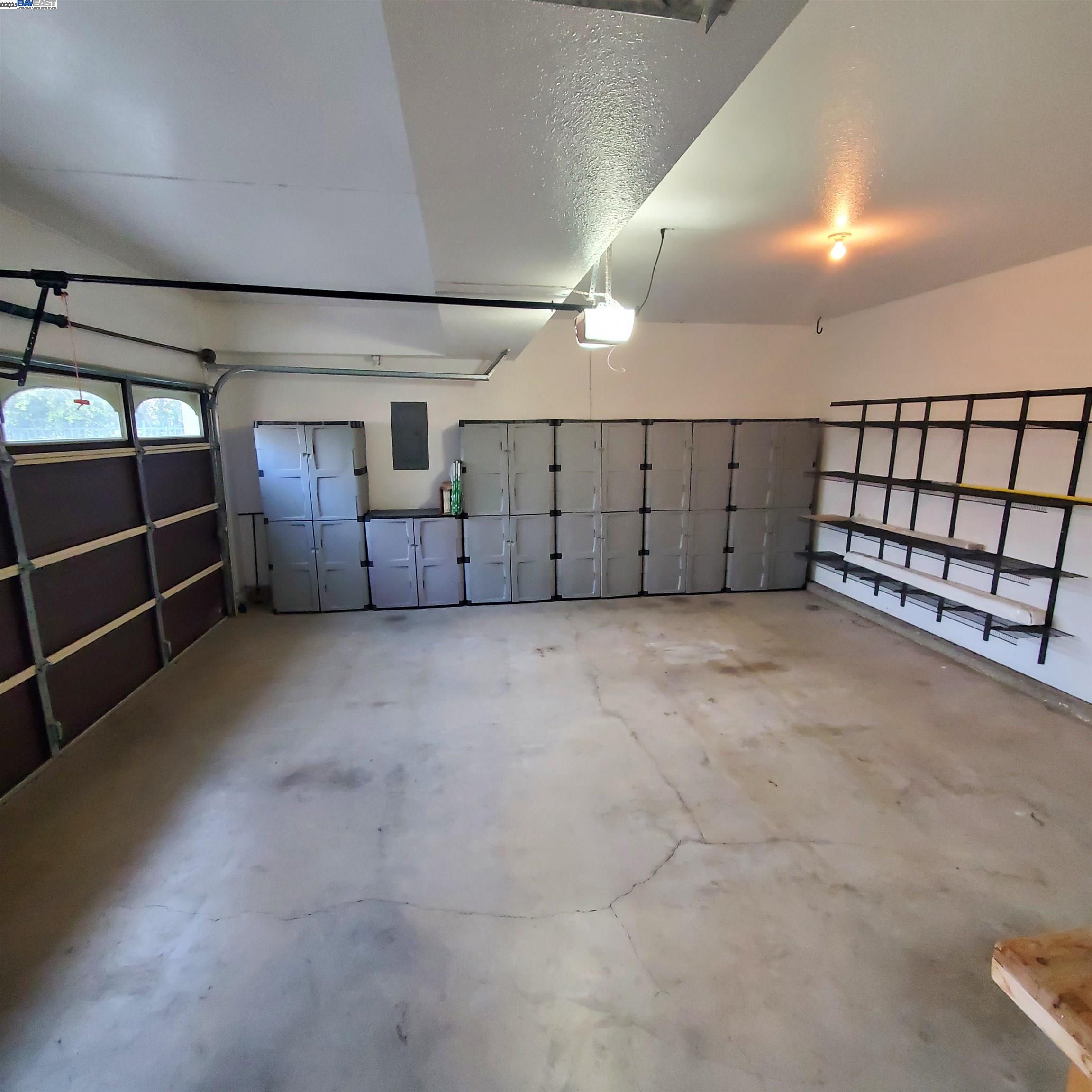 Detail Gallery Image 26 of 33 For 4189 Tessa Pl, Pleasanton,  CA 94566 - 4 Beds | 2/1 Baths