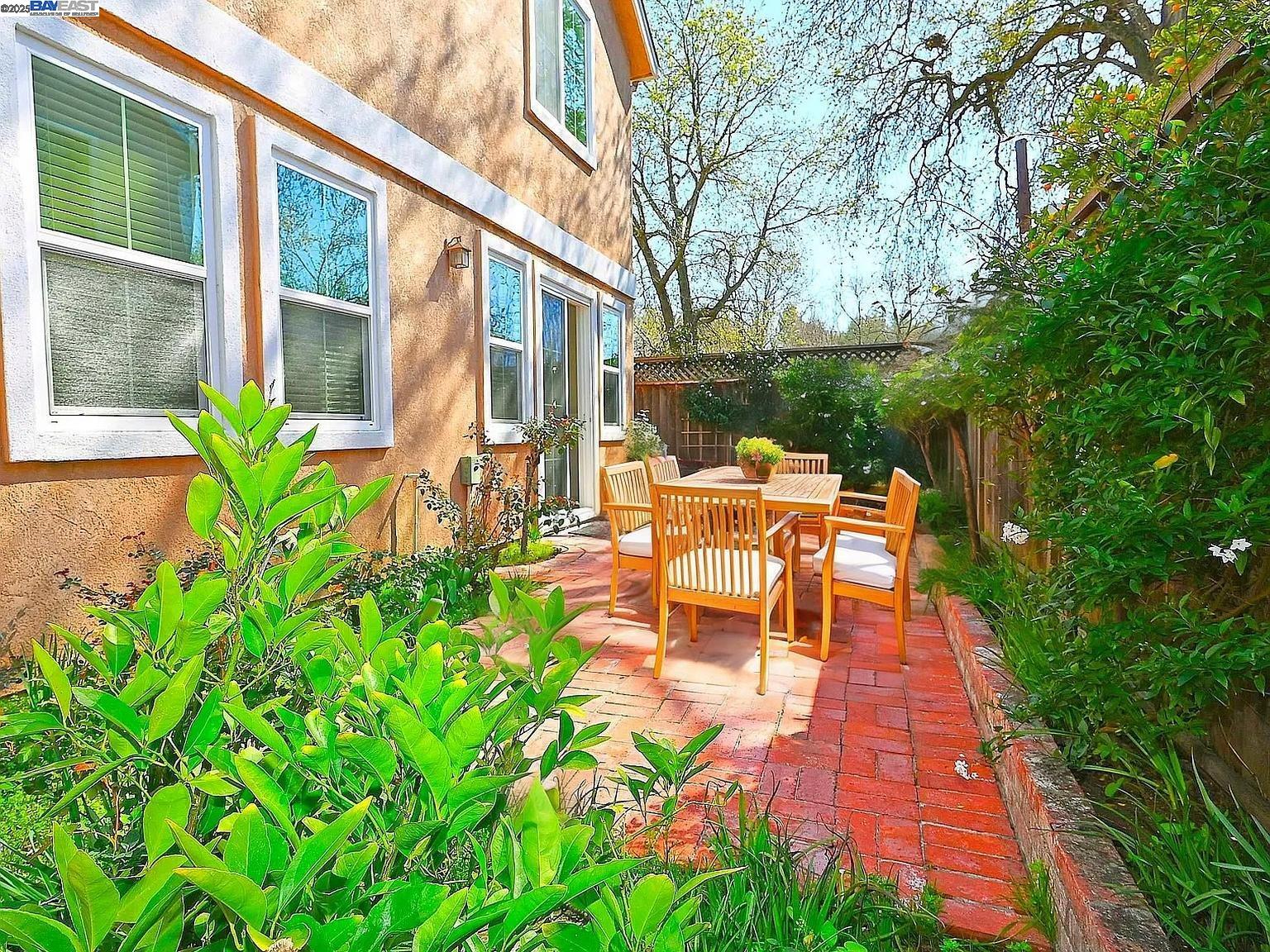 Detail Gallery Image 35 of 41 For 4189 Tessa Pl, Pleasanton,  CA 94566 - 4 Beds | 2/1 Baths