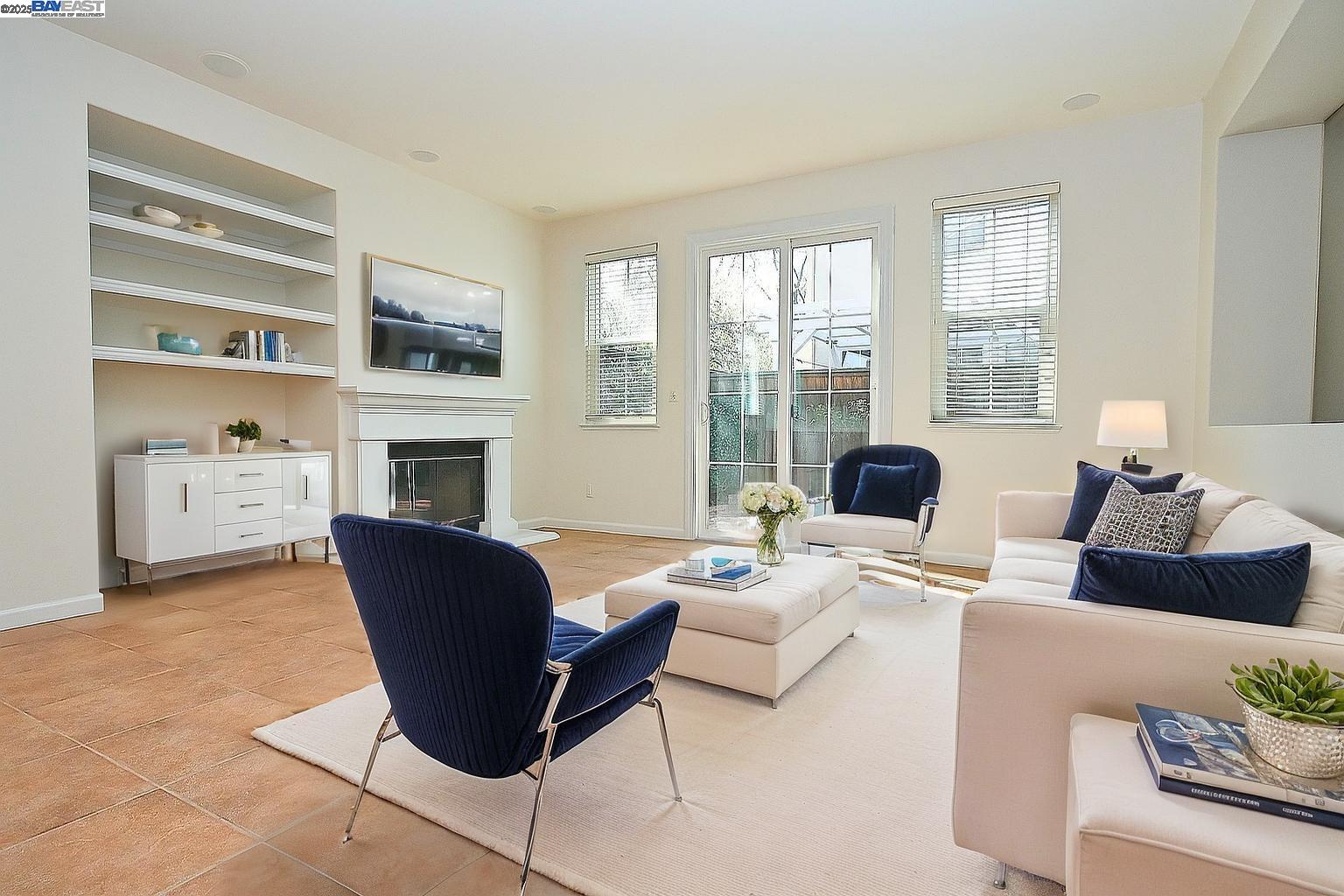Detail Gallery Image 9 of 41 For 4189 Tessa Pl, Pleasanton,  CA 94566 - 4 Beds | 2/1 Baths