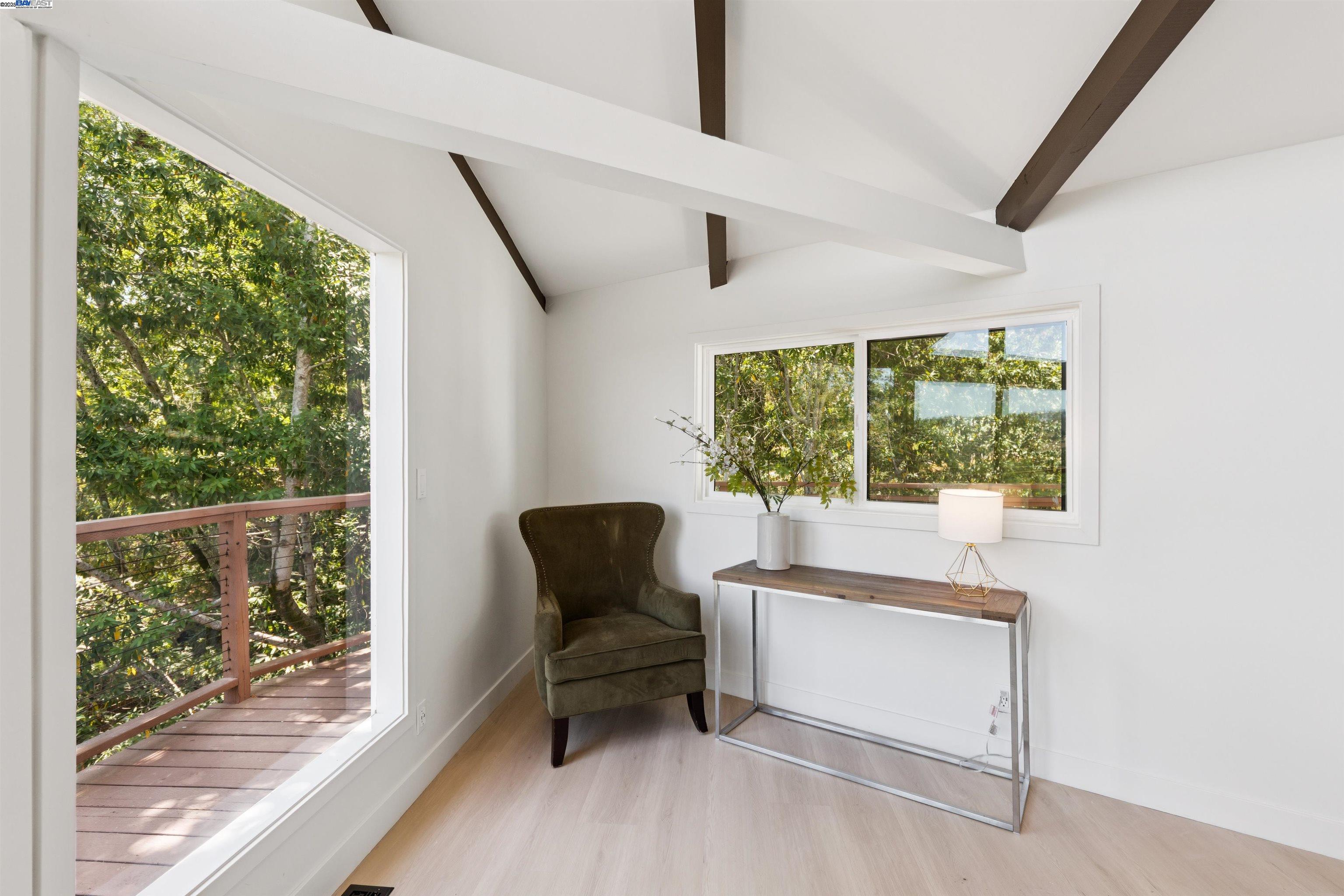 Detail Gallery Image 13 of 37 For 723 Redwood Rd, San Anselmo,  CA 94960 - 2 Beds | 1 Baths